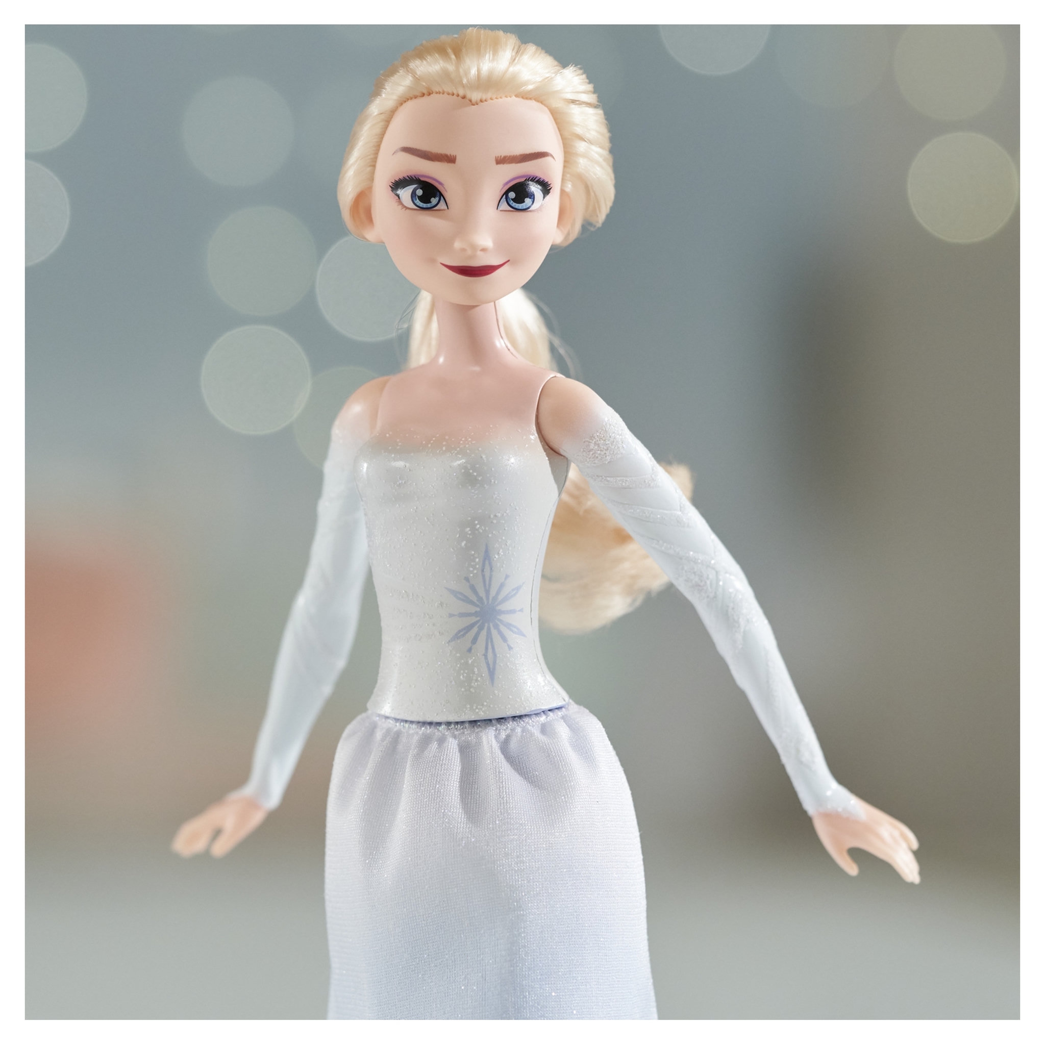 Voir la diapositive 4 : HASBRO Disney La Reine des Neiges 2 - Elsa et son cheval Nokk