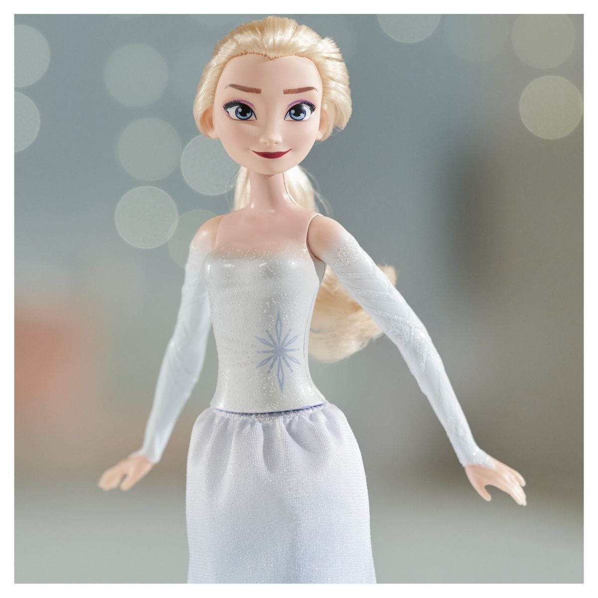 HASBRO Disney La Reine des Neiges 2 - Elsa et son cheval Nokk