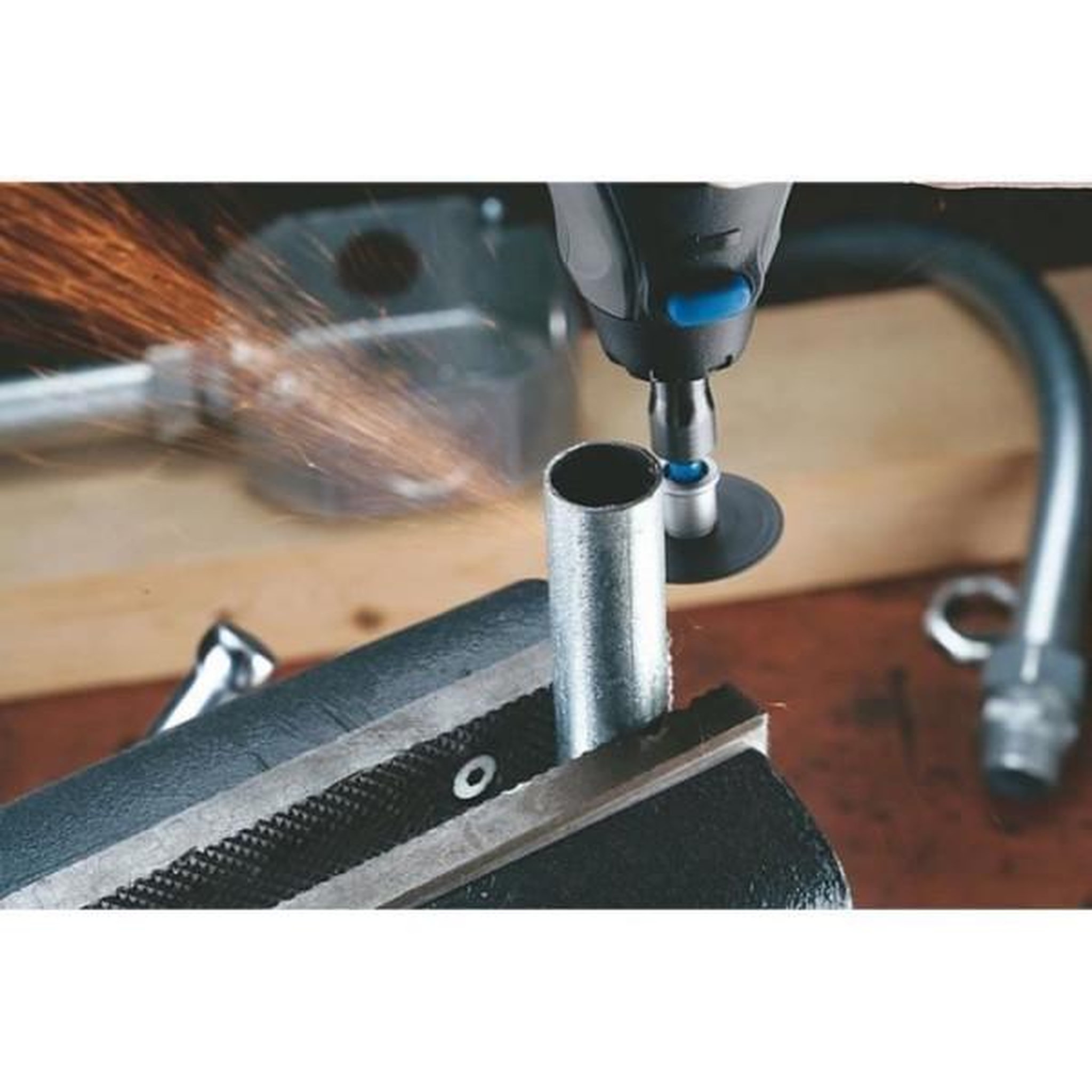 Voir la diapositive 2 : Dremel Set de coupe ez speedclic pour la découpe sc690 - dremel - 2615s690ja