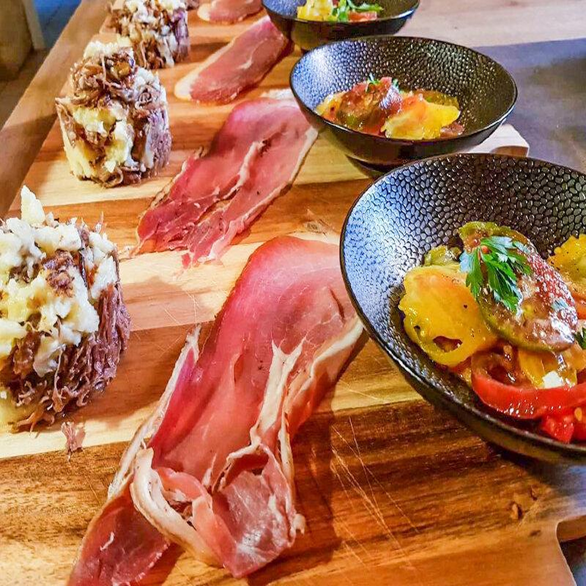 Voir la diapositive 4 : Smartbox Séjour gourmand près de bordeaux : 2 jours en maison d'hôtes avec dîner - coffret cadeau séjour