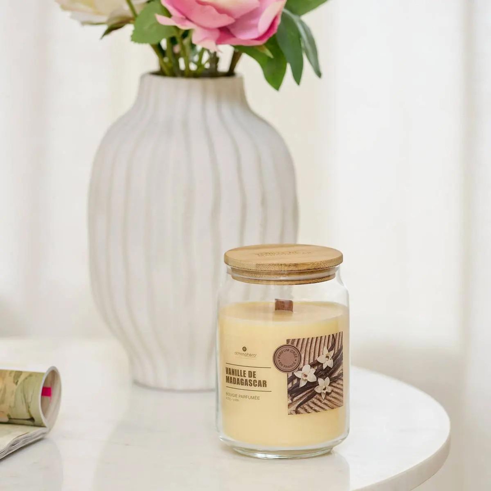 Voir la diapositive 2 : ATMOSPHERA Bougie parfumée en verre  vicky  435g vanille de madagascar