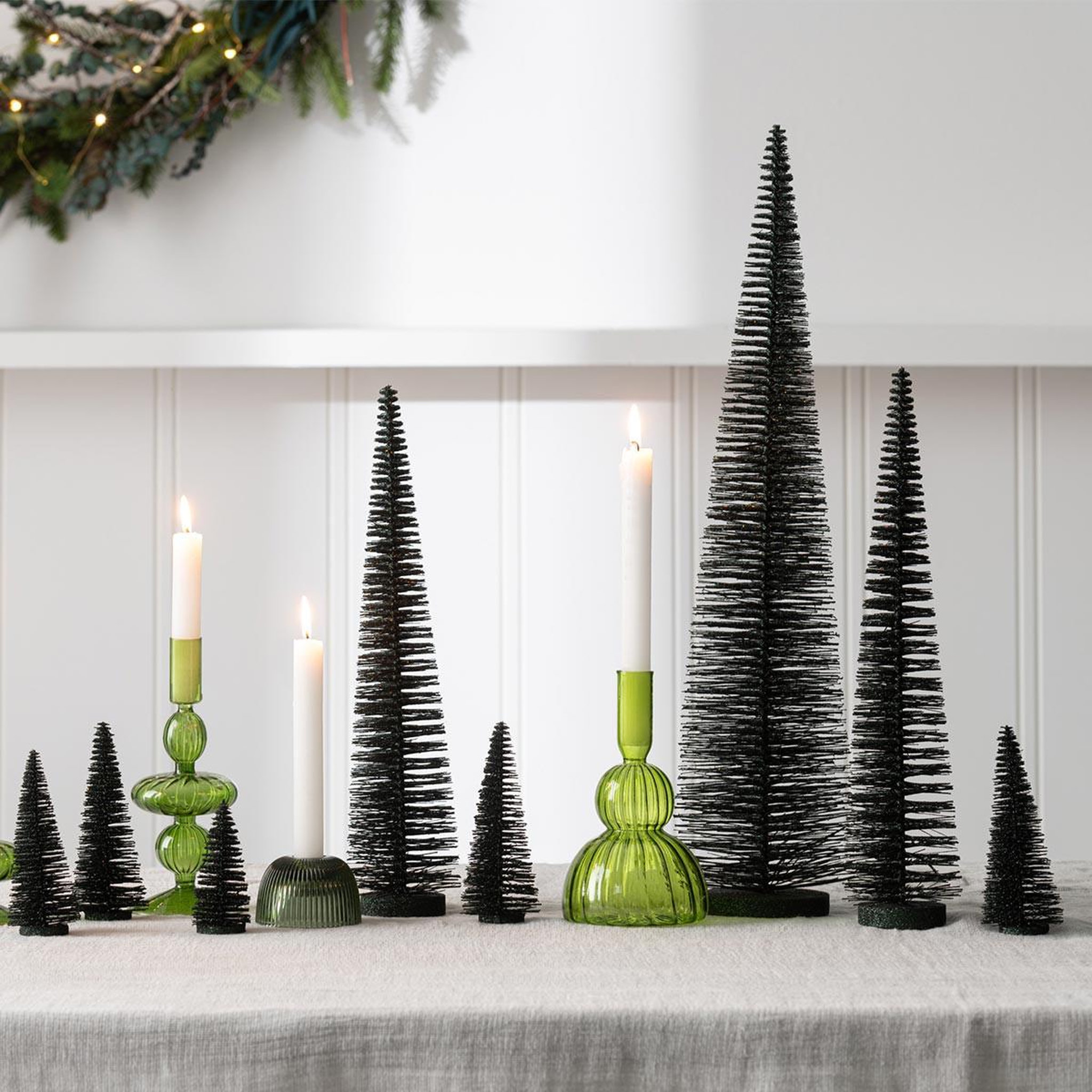 Voir la diapositive 3 : J-LINE Sapin de noël déco pailleté  josh  61cm vert foncé