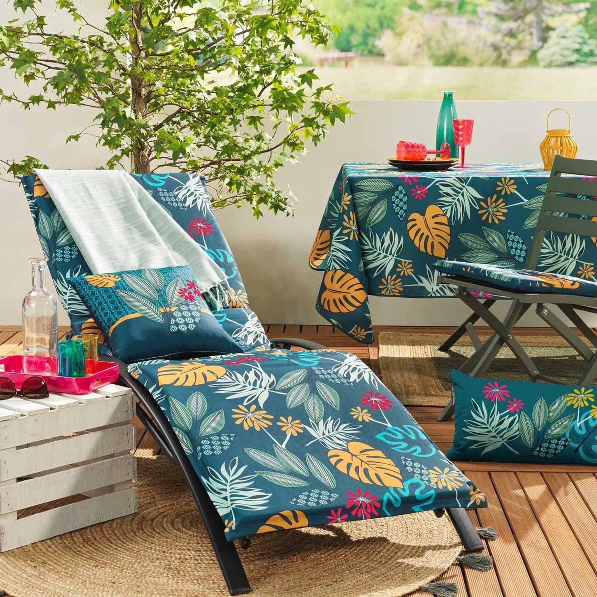 Voir la diapositive 4 : Douceur d'Intérieur Coussin déco imprimé  lilidae  30x50cm vert