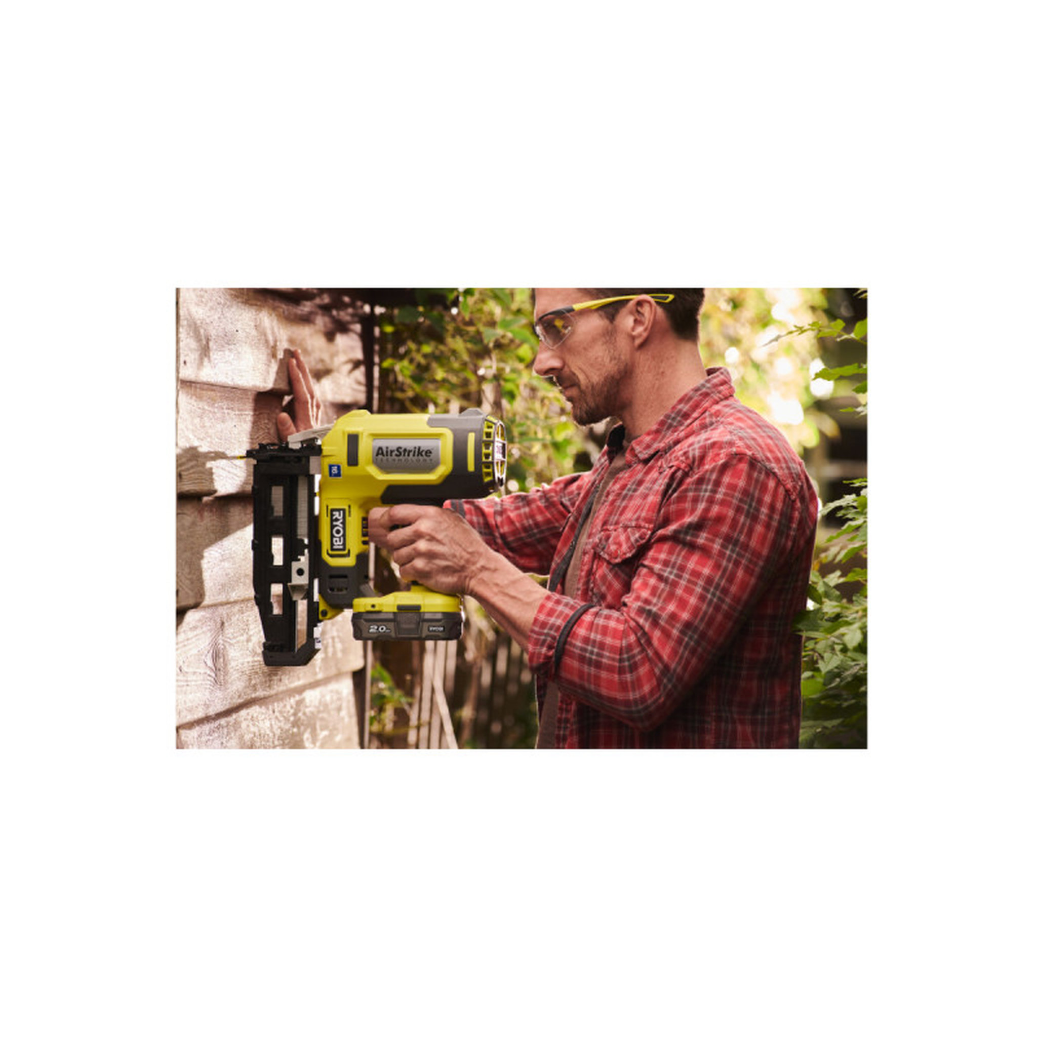 Voir la diapositive 2 : Ryobi Cloueur de finition à air comprimé RYOBI 18 V One+ - 16 G - sans batterie ni chargeur - R16GN18-0