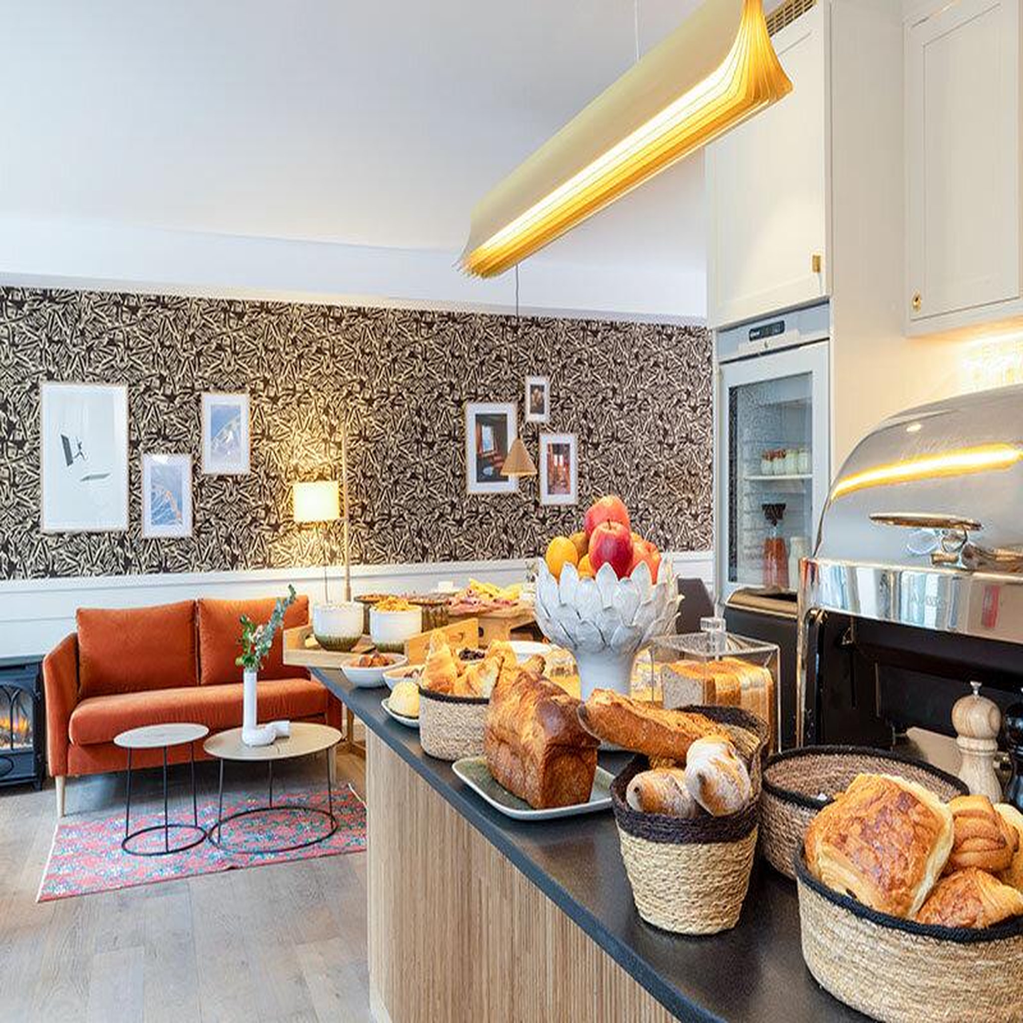 Voir la diapositive 3 : Smartbox 2 jours en hôtel 4* avec cocktail et accès privatif à l'espace détente au cœur de paris - coffret cadeau séjour