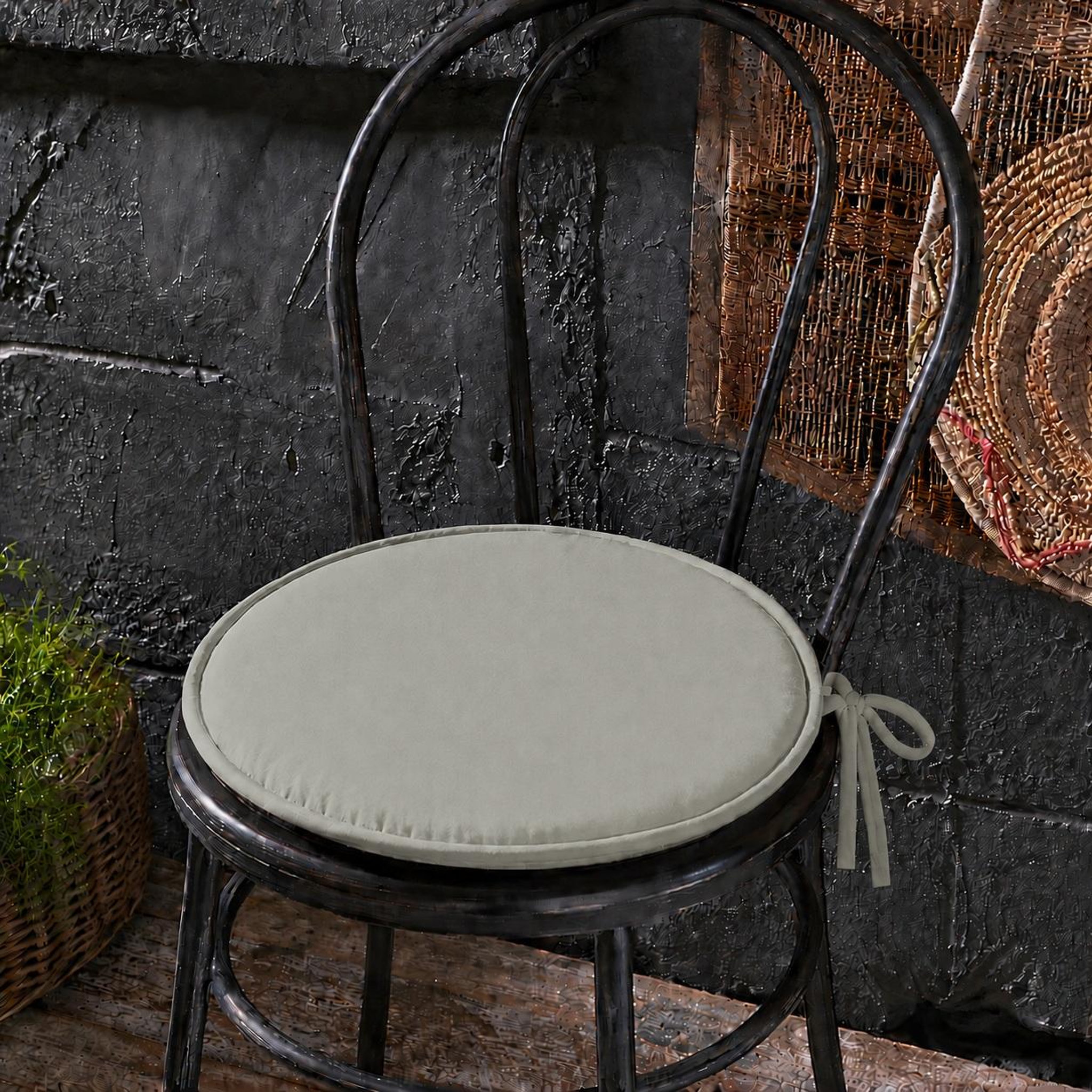 Voir la diapositive 2 : Eden Galette ronde en polyester couleur uni