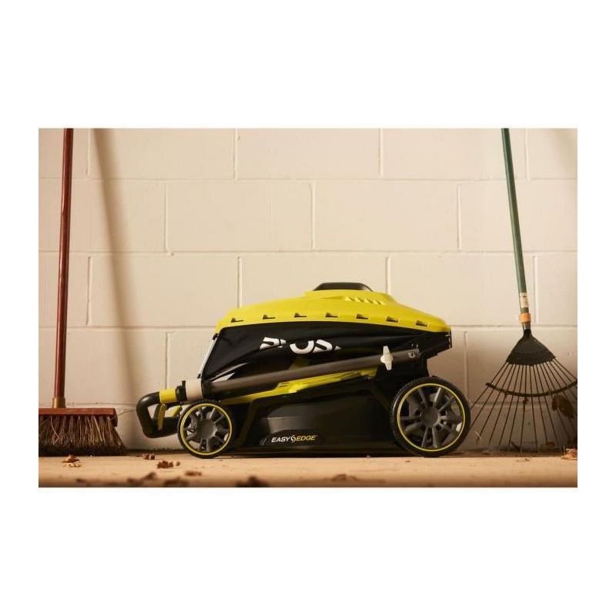 Ryobi Tondeuse RYOBI 18V LithiumPlus Brushless coupe 37cm - 1 batterie 5,0 Ah - 1 chargeur rapide - RY18L