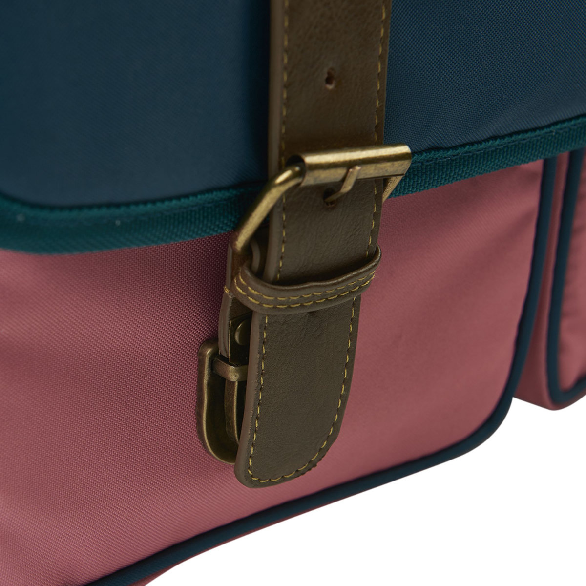 AUCHAN Cartable 38 cm CP/CE1/CE2 vert et rose avec leds