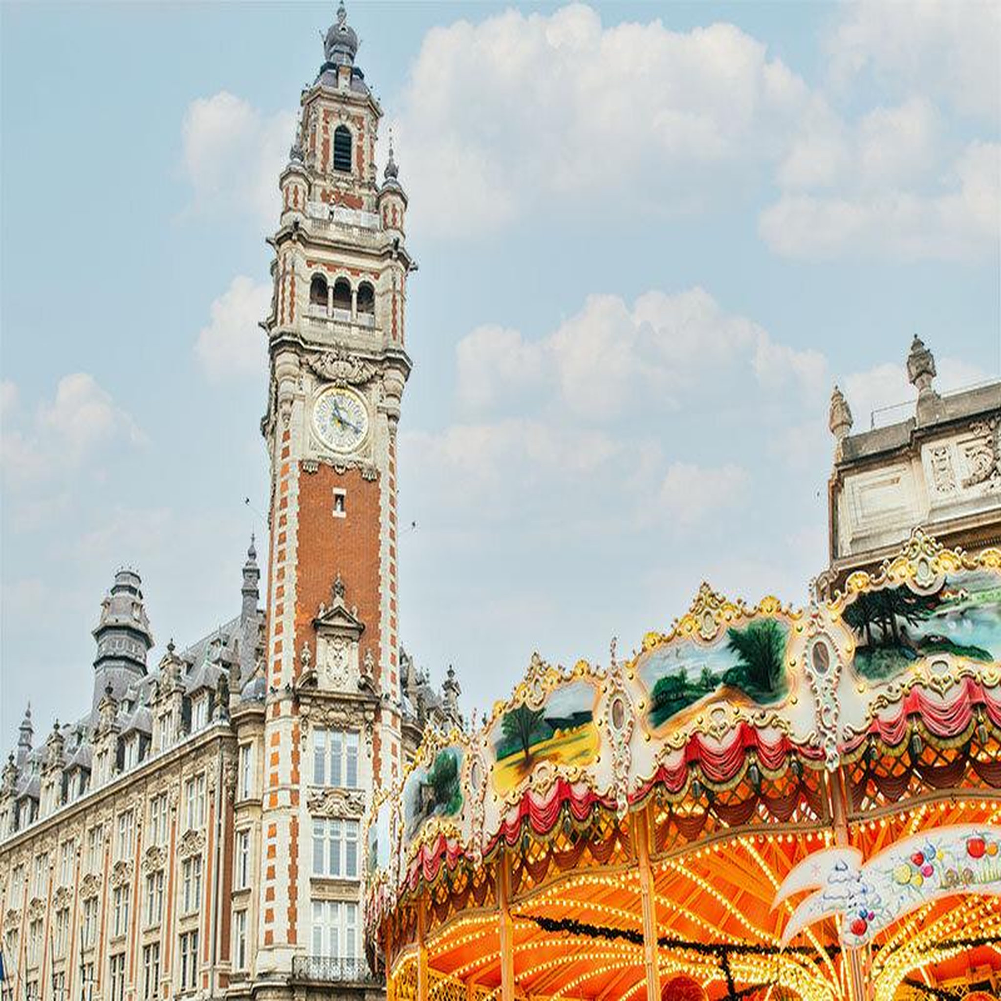 Voir la diapositive 2 : Smartbox Marché de Noël à Lille : 2 jours pour profiter des fêtes - Coffret Cadeau Séjour