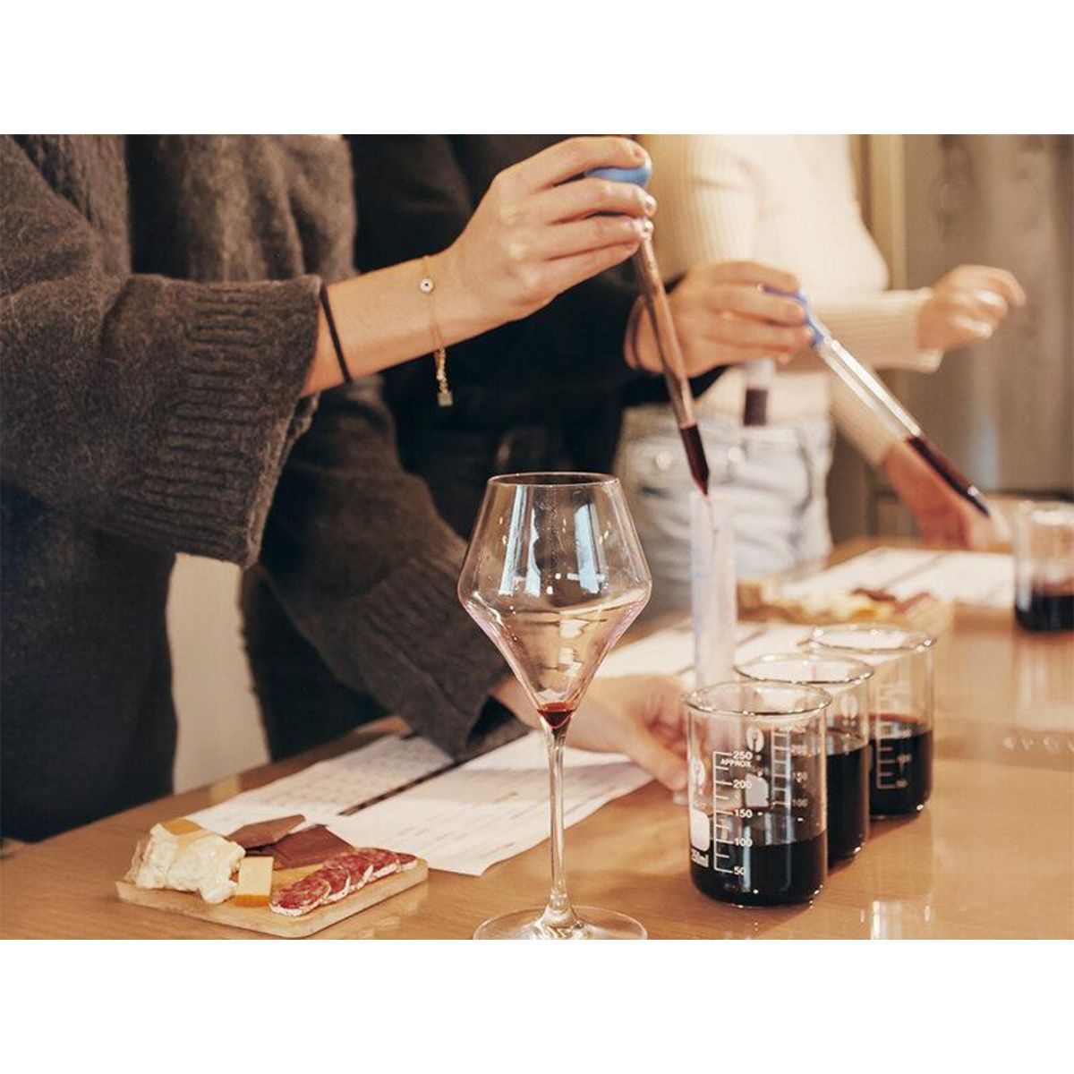 Smartbox Dégustation de vins, création avec assemblage d'une cuvée personnalisée à Bordeaux pour 2 personnes - Coffret Cadeau Gastronomie