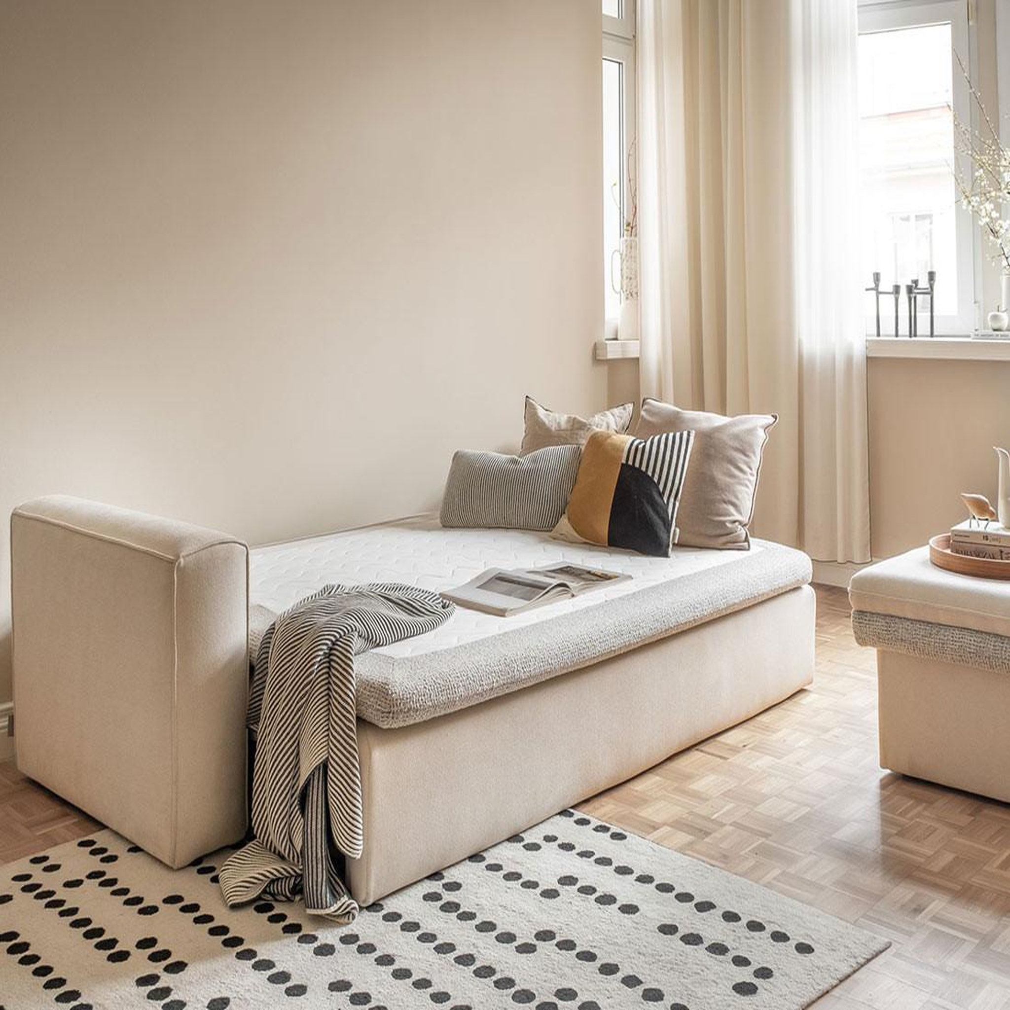 Voir la diapositive 4 : BEST MOBILIER Wilson - canapé droit 3 places convertible avec coffre en tissu et tissu texturé