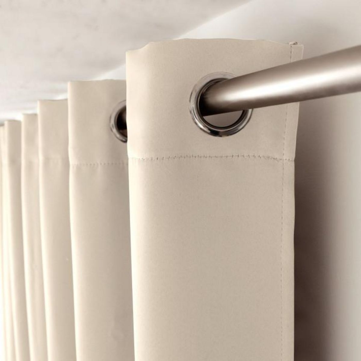 TOILINUX Rideau uni occultant avec oeillets - 140 x 240 cm