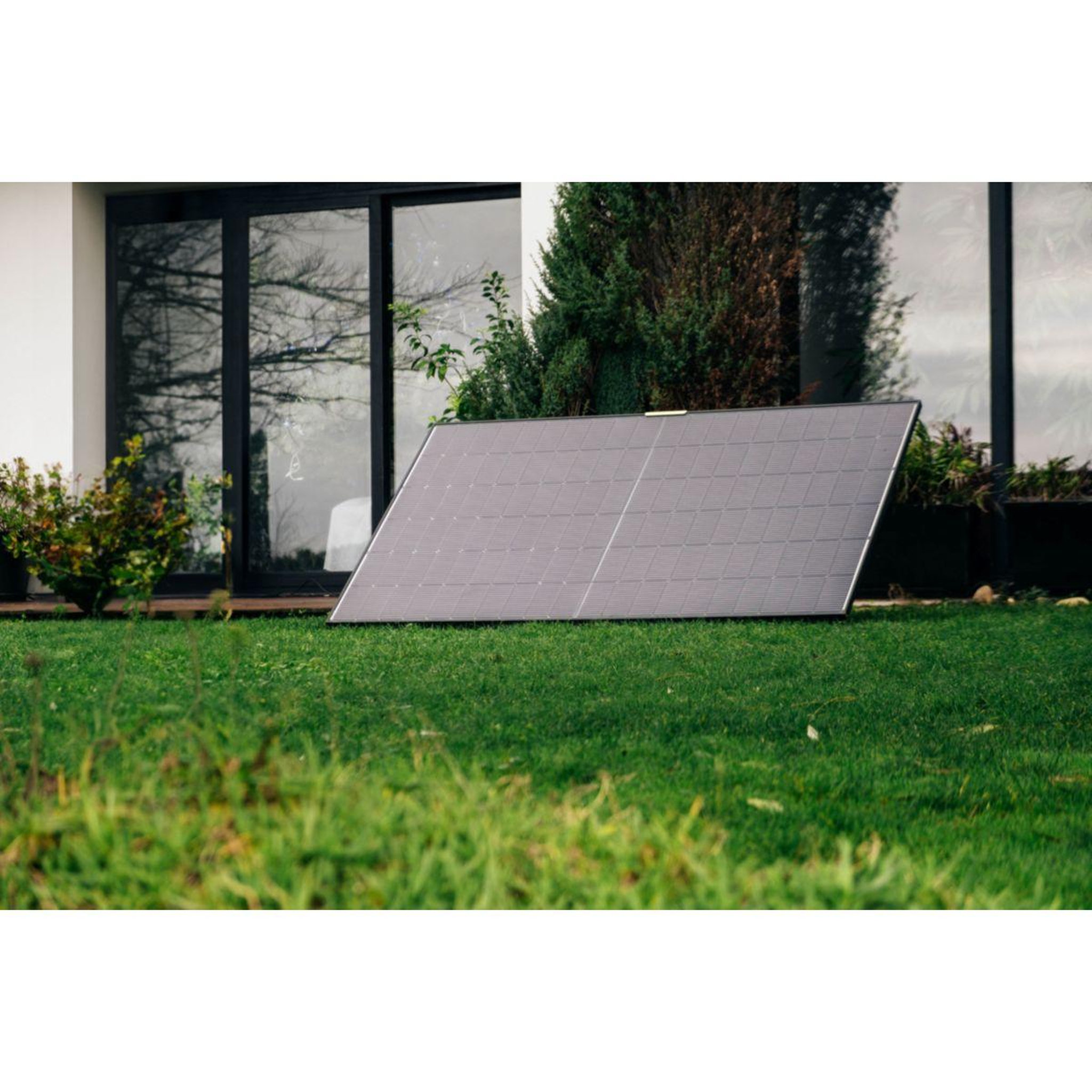 Voir la diapositive 3 : BEEM Panneau solaire on 500w principal