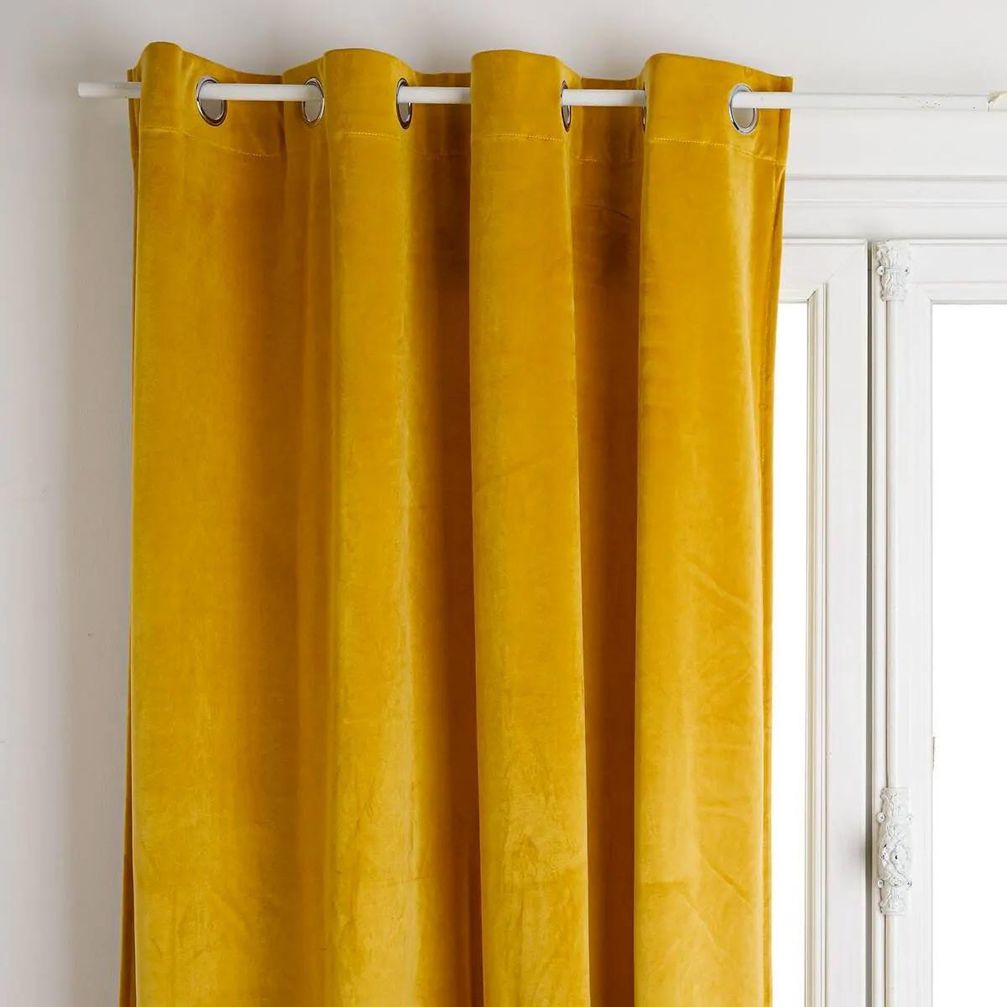 Voir la diapositive 2 : ATMOSPHERA Rideau occultant velours  dolce  140x260cm ocre