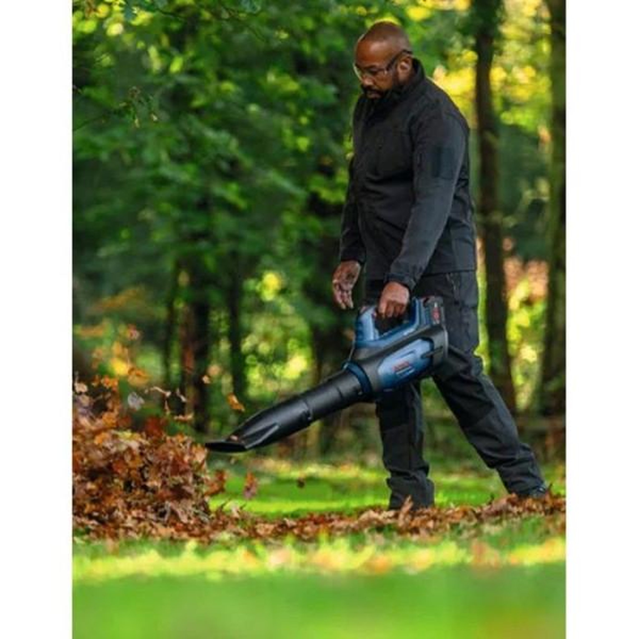 Voir la diapositive 4 : Bosch Professional Souffleur BOSCH GBL 18V-800 (Machine seule)
