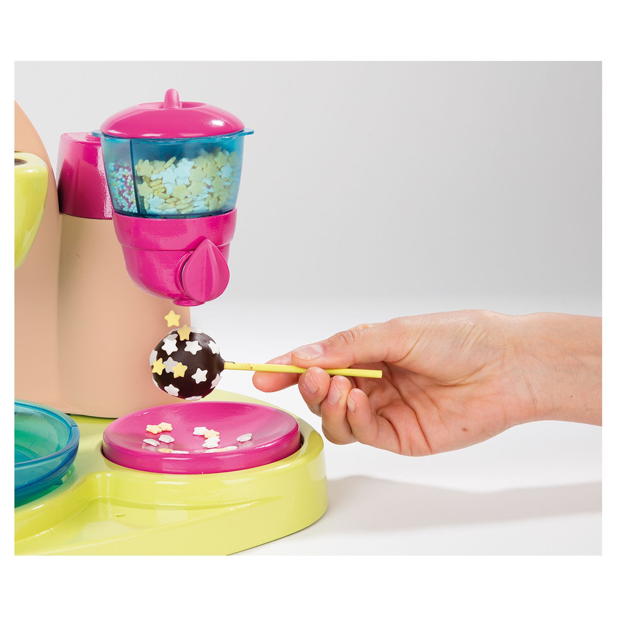 Voir la diapositive 6 : SMOBY Fabrique à Cake Pops