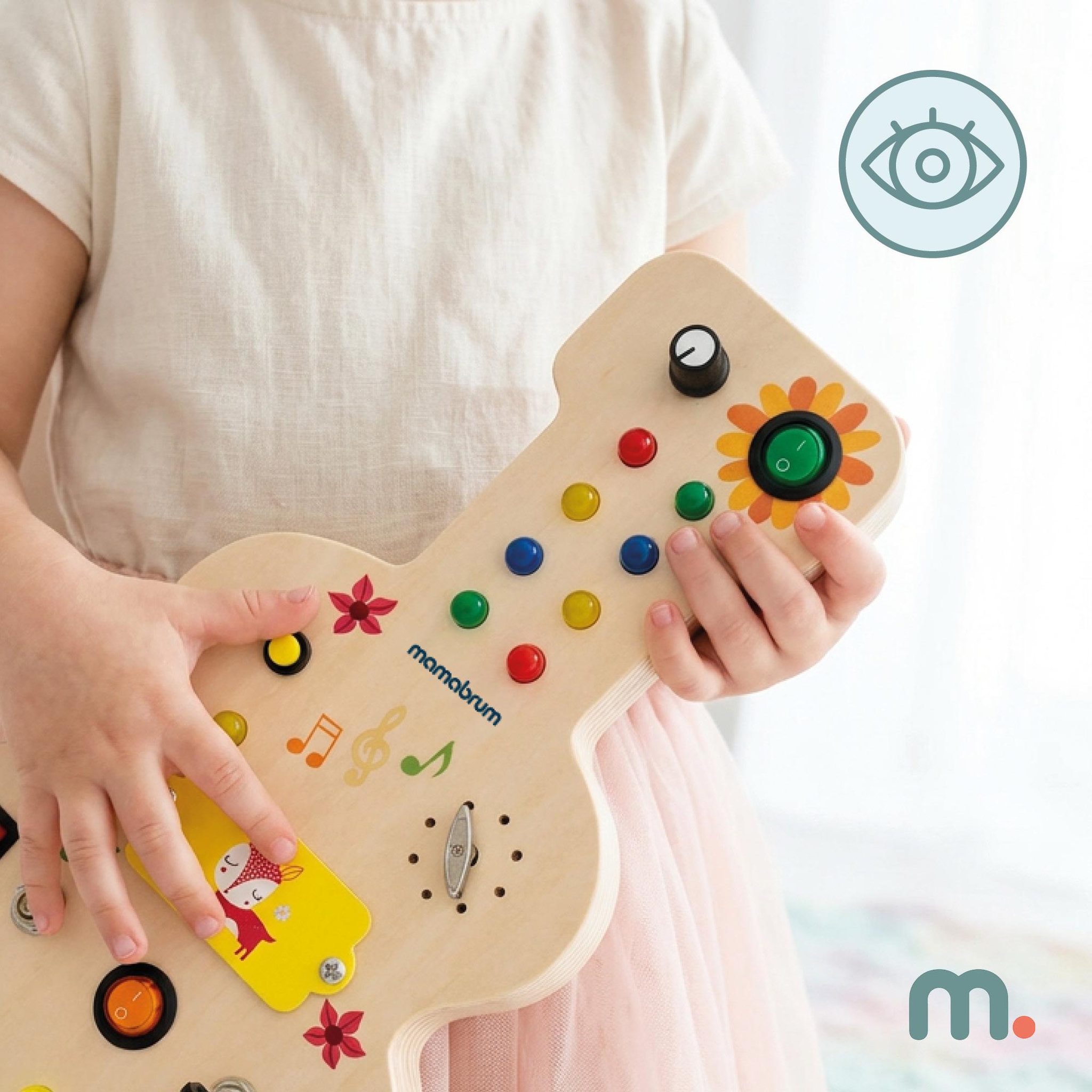 Voir la diapositive 5 : MAMABRUM Planche de Manipulation Bois en Forme de Guitare - Signales Lumineux et Sons Musique Enfant Mamabrum