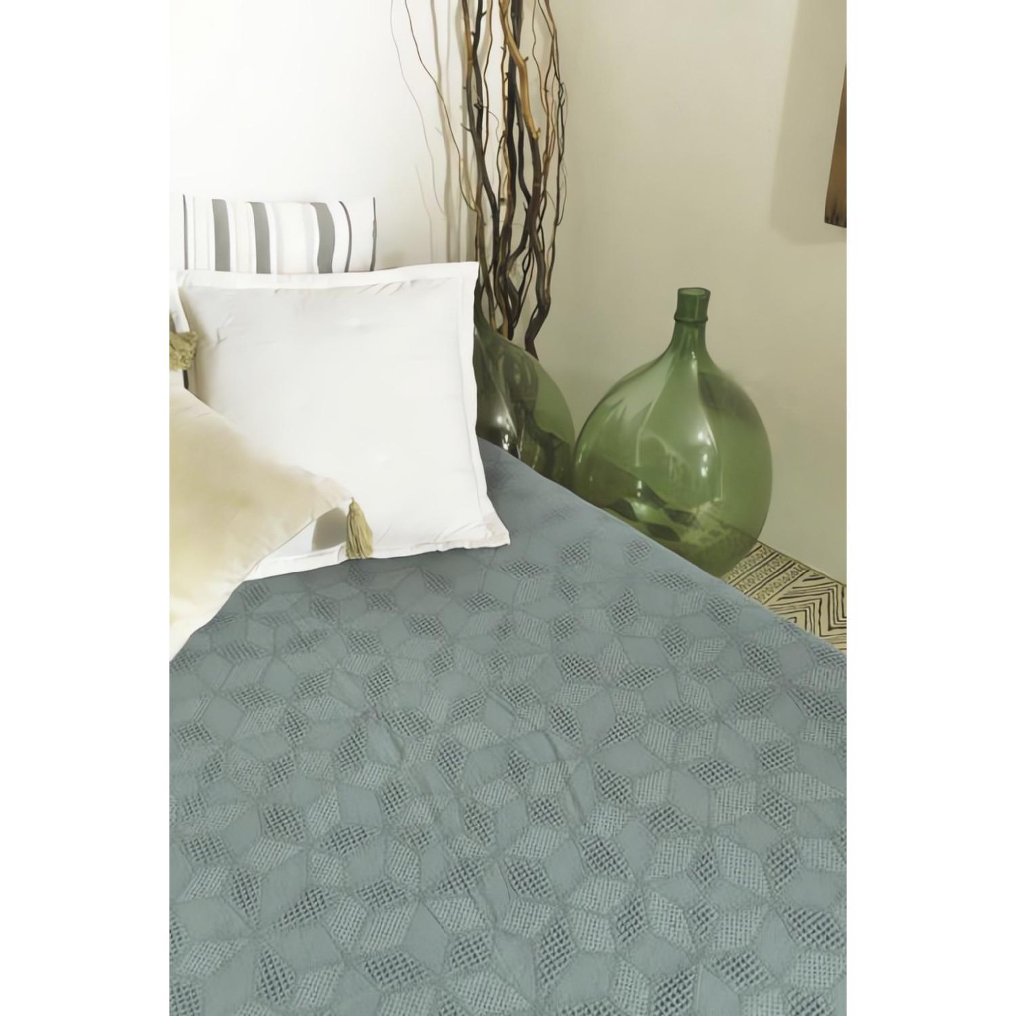 Vent du sud Jeté de lit jacquard en coton lavé PABLO, par Vend du Sud