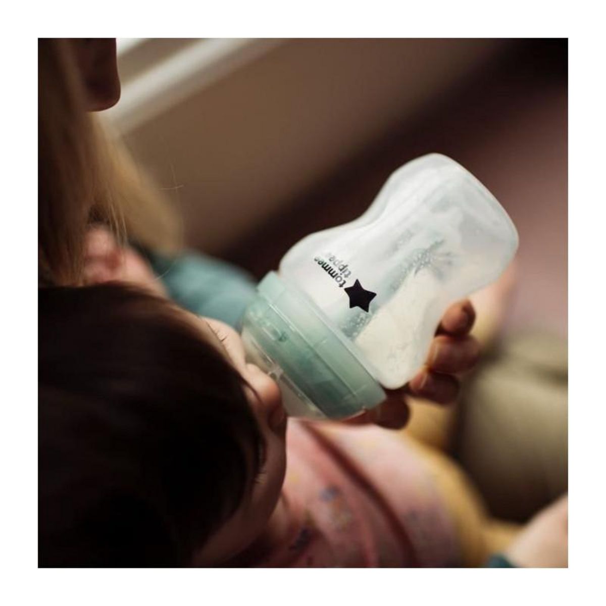 TOMMEE TIPPEE Coffret biberons - TOMMEE TIPPEE - Anti-colique Avancé - 4x biberons 150 ml / 260 ml - 2x tétines - Anti-colique - Nouveau-né