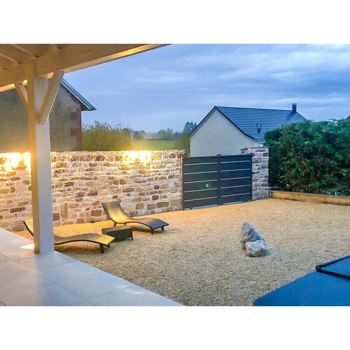 Smartbox Escale reposante à deux avec accès au bain bouillonnant près de Belfort - Coffret Cadeau Séjour