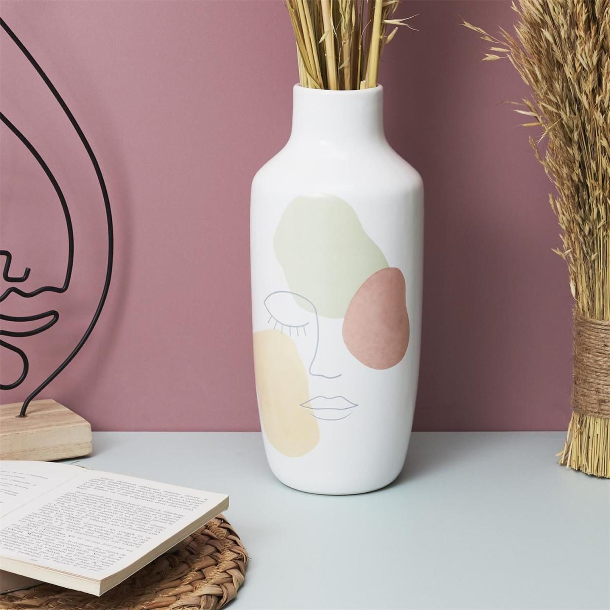 Voir la diapositive 4 : The Home Deco Factory Vase Déco en Céramique  Poésie  29cm Blanc