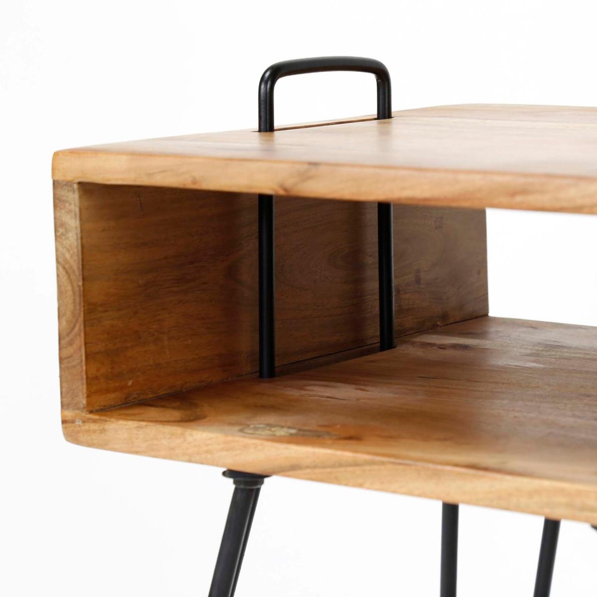 Voir la diapositive 6 : JLC KREATION Table de chevet en bois massif maniglia 1 niche