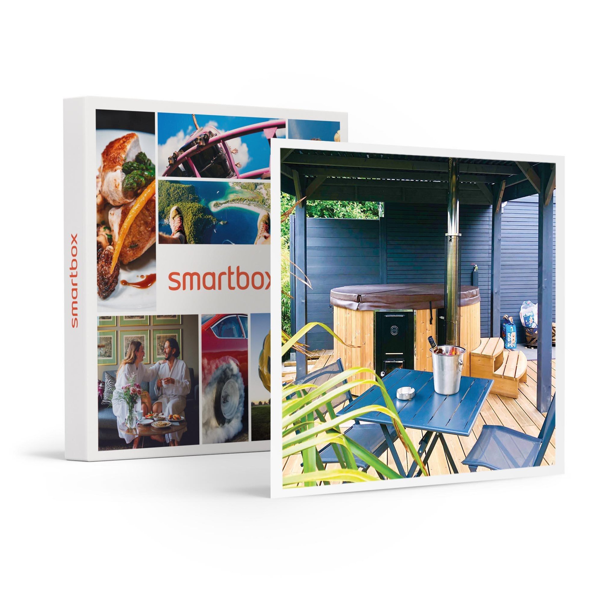 Voir la diapositive 1 : Smartbox 2 jours en suite avec spa privatif, dîner et champagne, près de Saint-Brieuc - Coffret Cadeau Séjour