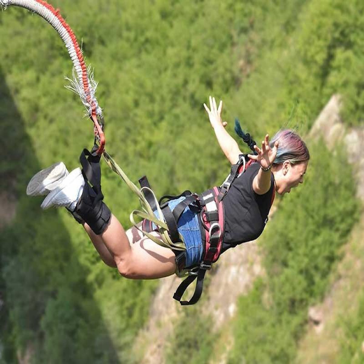 Smartbox Saint-Valentin pour elle : aventure, bien-être ou dîner romantique - Coffret Cadeau Multi-thèmes