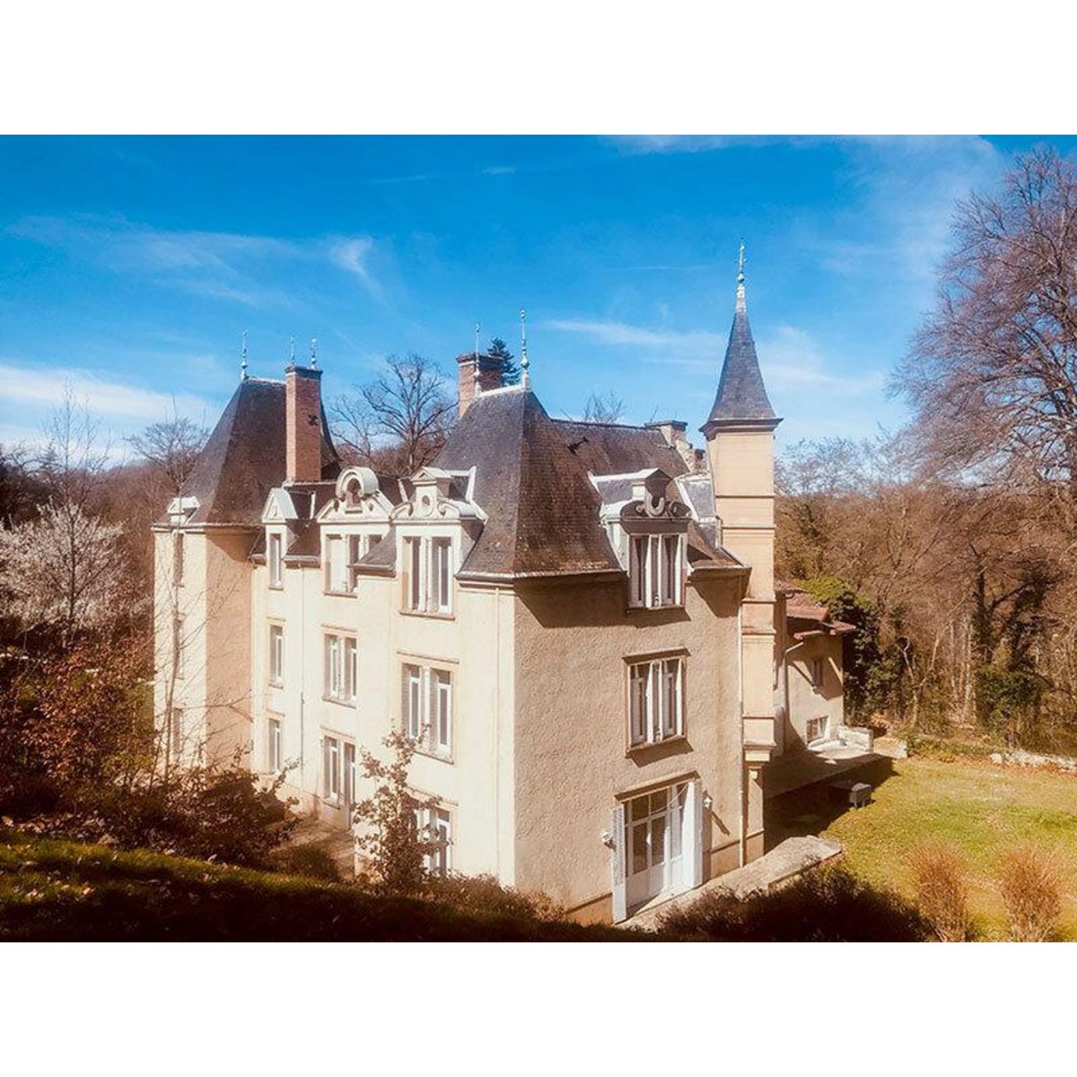 Smartbox Escapade de charme : 2 jours en château près de Lyon - Coffret Cadeau Séjour