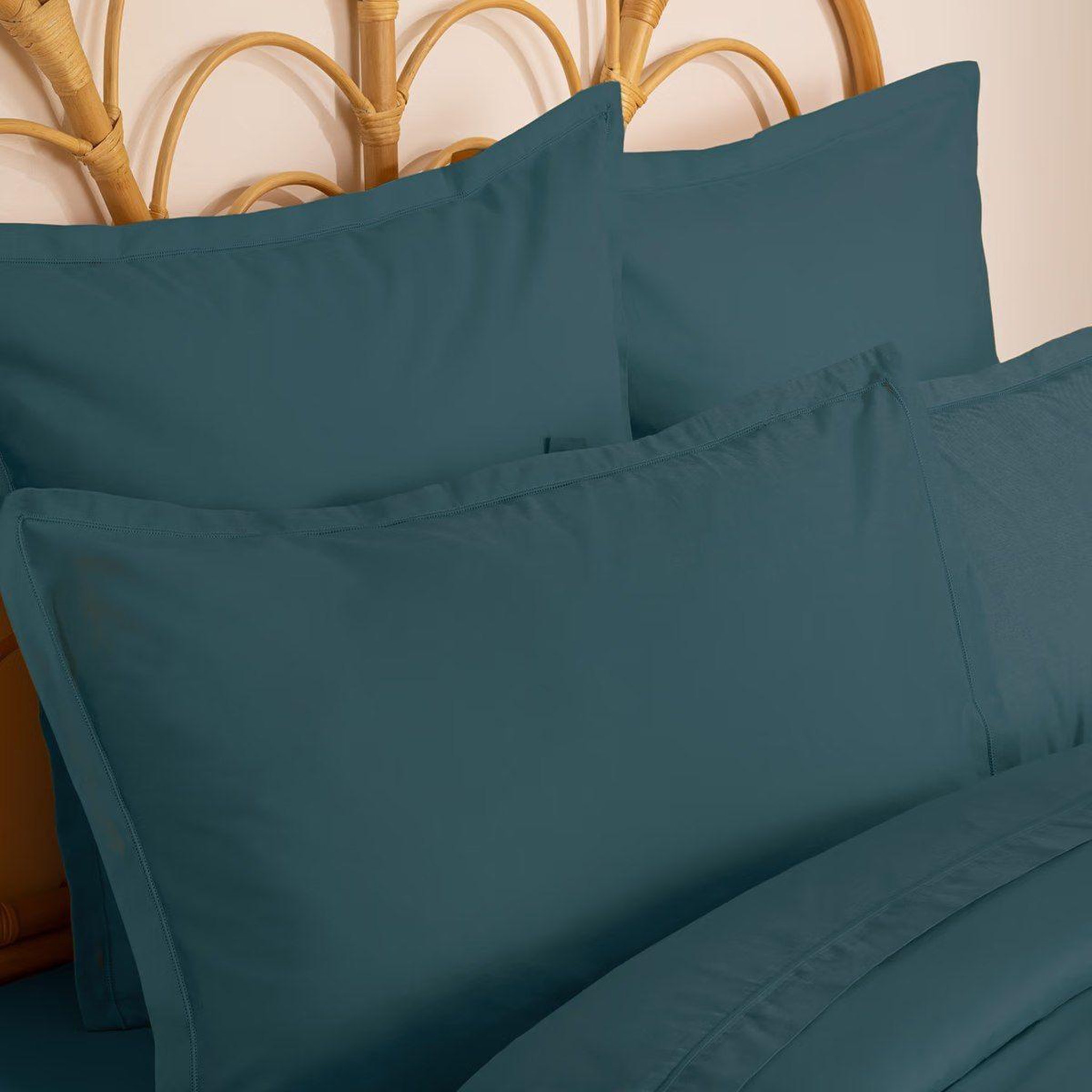 Voir la diapositive 4 : ATMOSPHERA Taie d'oreiller  intérieur  50x70cm bleu orage