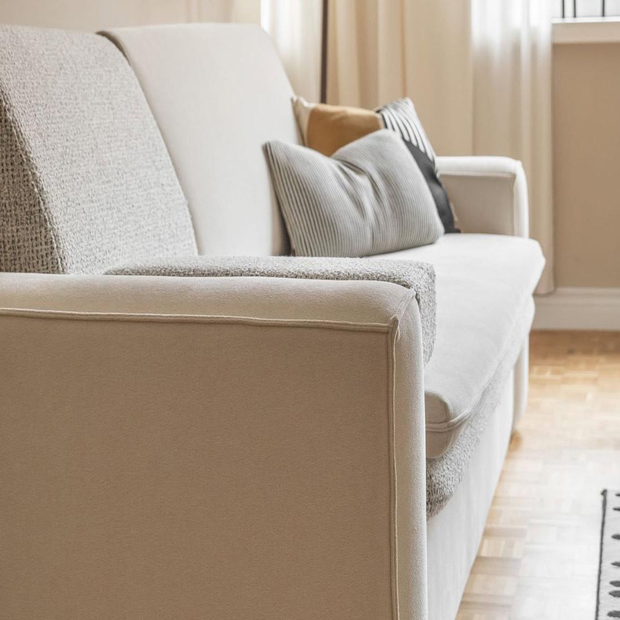 Voir la diapositive 2 : BEST MOBILIER Wilson - canapé droit 3 places convertible avec coffre en tissu et tissu texturé