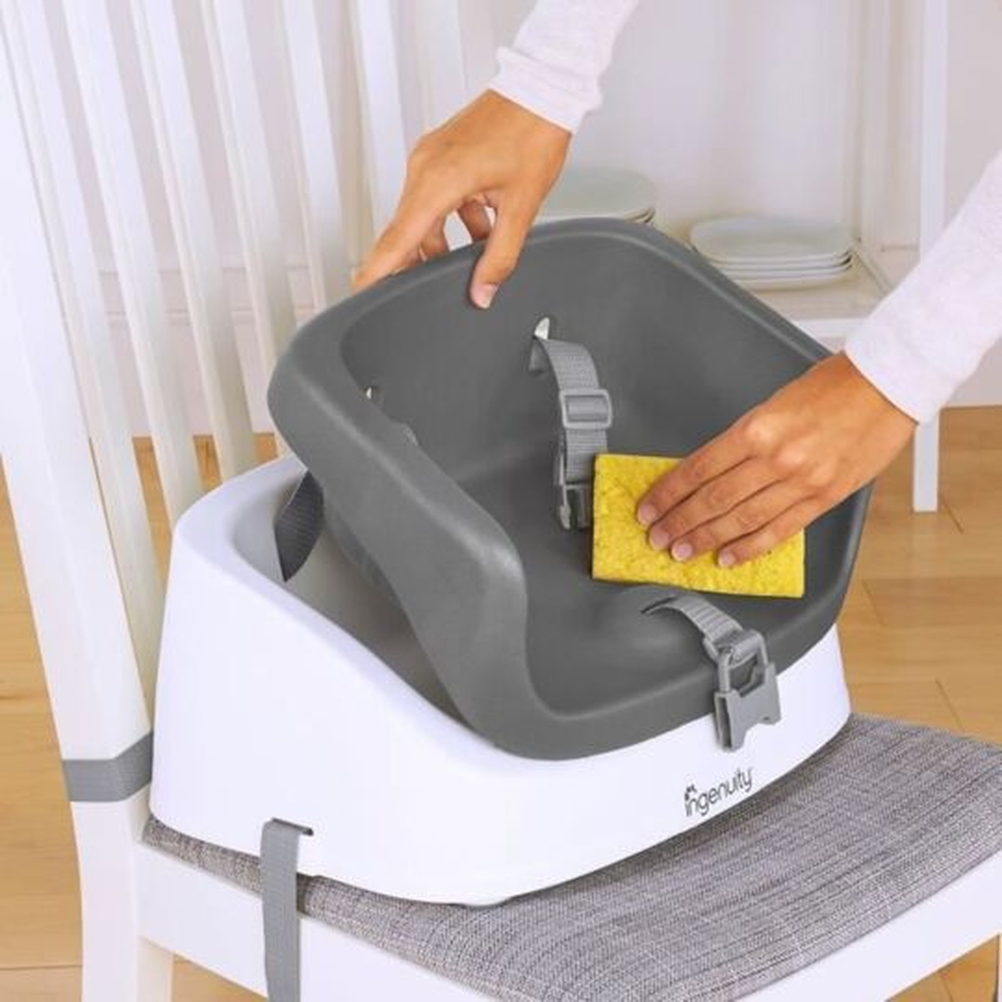 Voir la diapositive 3 : Ingenuity Rehausseur SmartClean d'Ingenuity&trade;