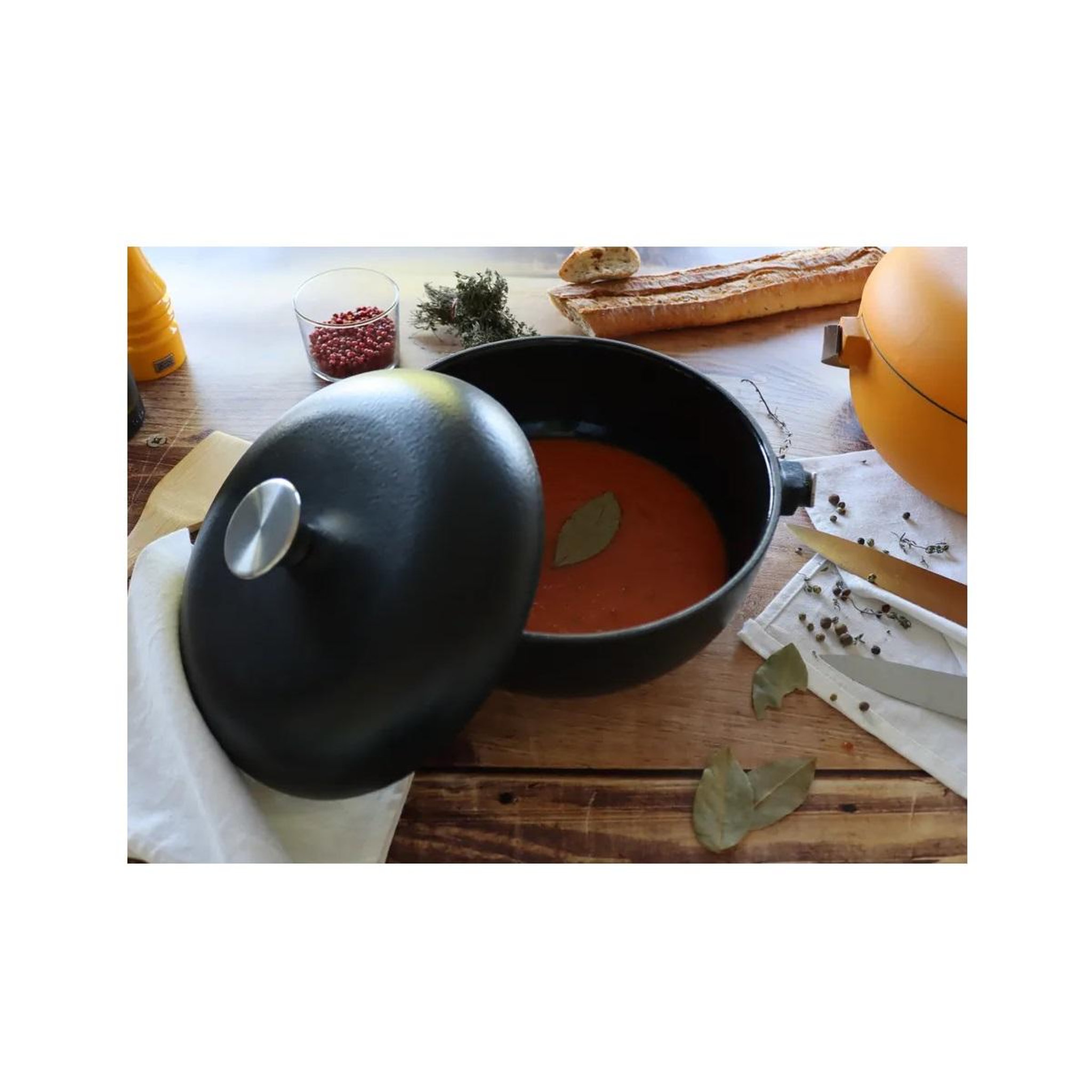 Voir la diapositive 3 : OGO LIVING Cocotte ronde en fonte avec émail 24cm noir - 7930205