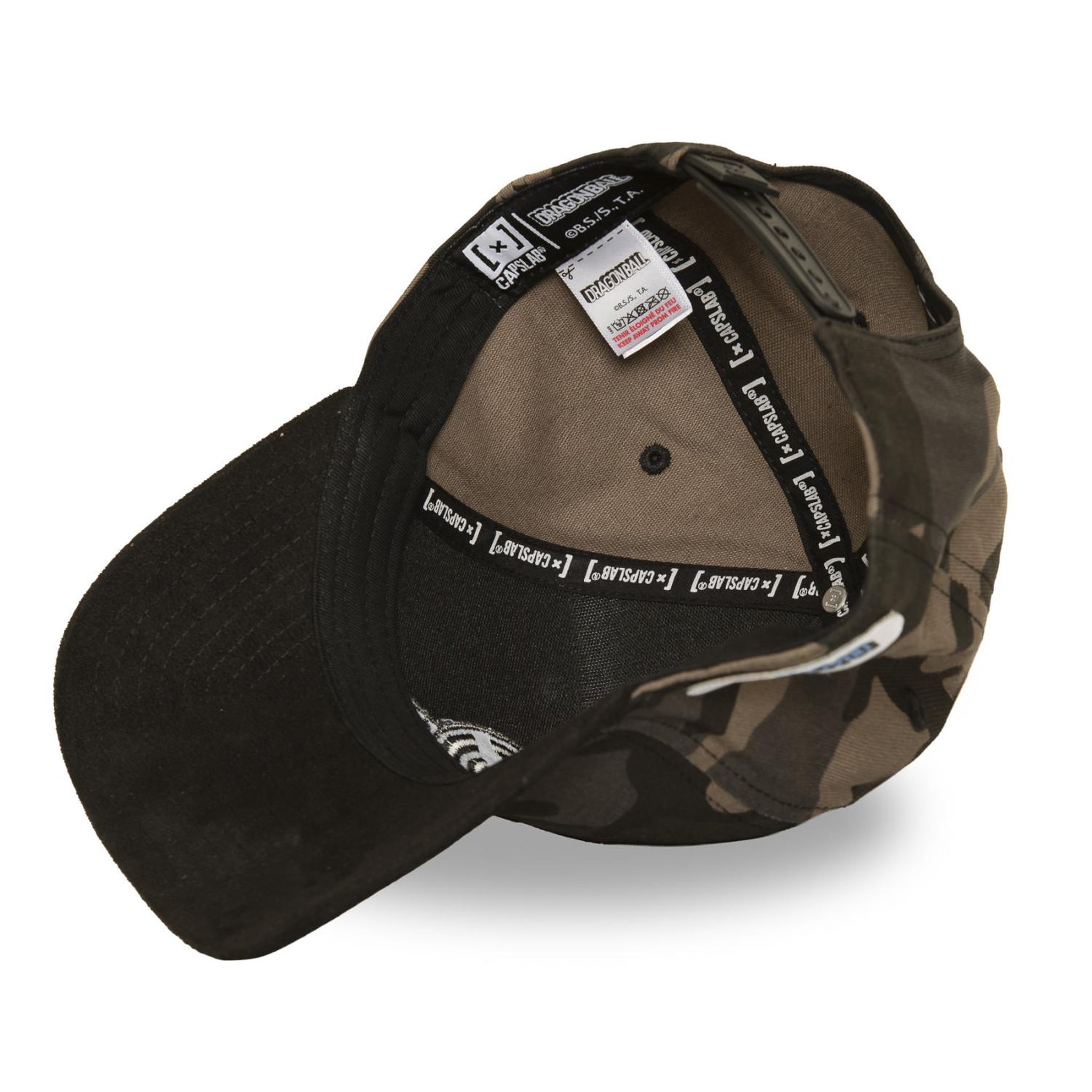 Voir la diapositive 5 : CAPSLAB Casquette trucker avec filet et logo brodé dragon ball capsule
