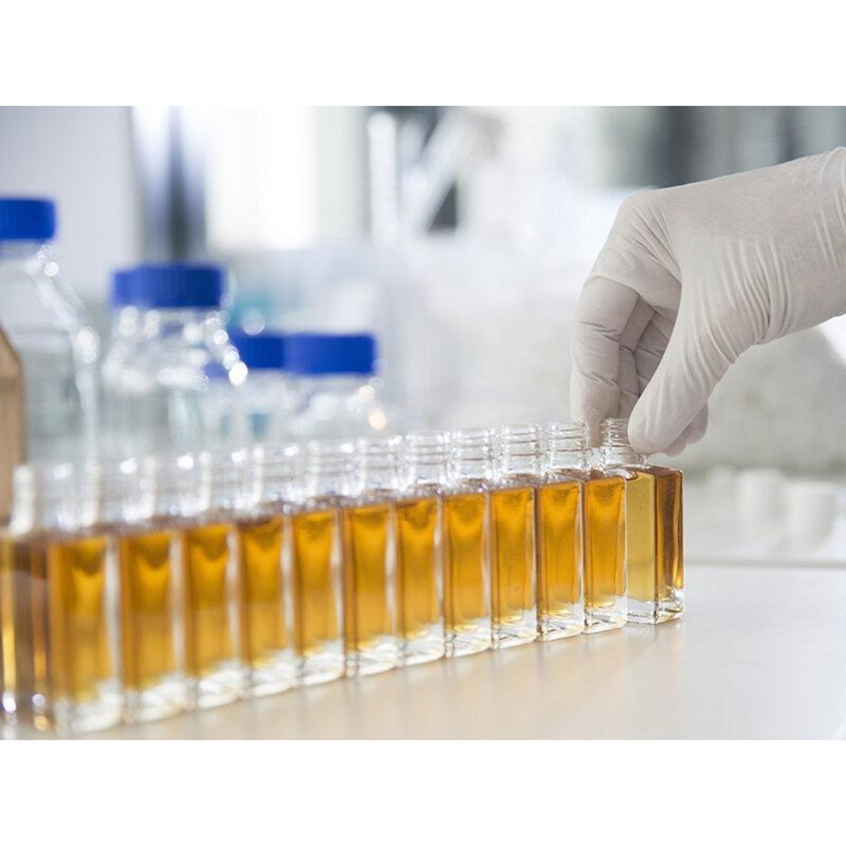 Smartbox Atelier de création de parfum pour 2 dans un appartement privé à Paris - Coffret Cadeau Multi-thèmes