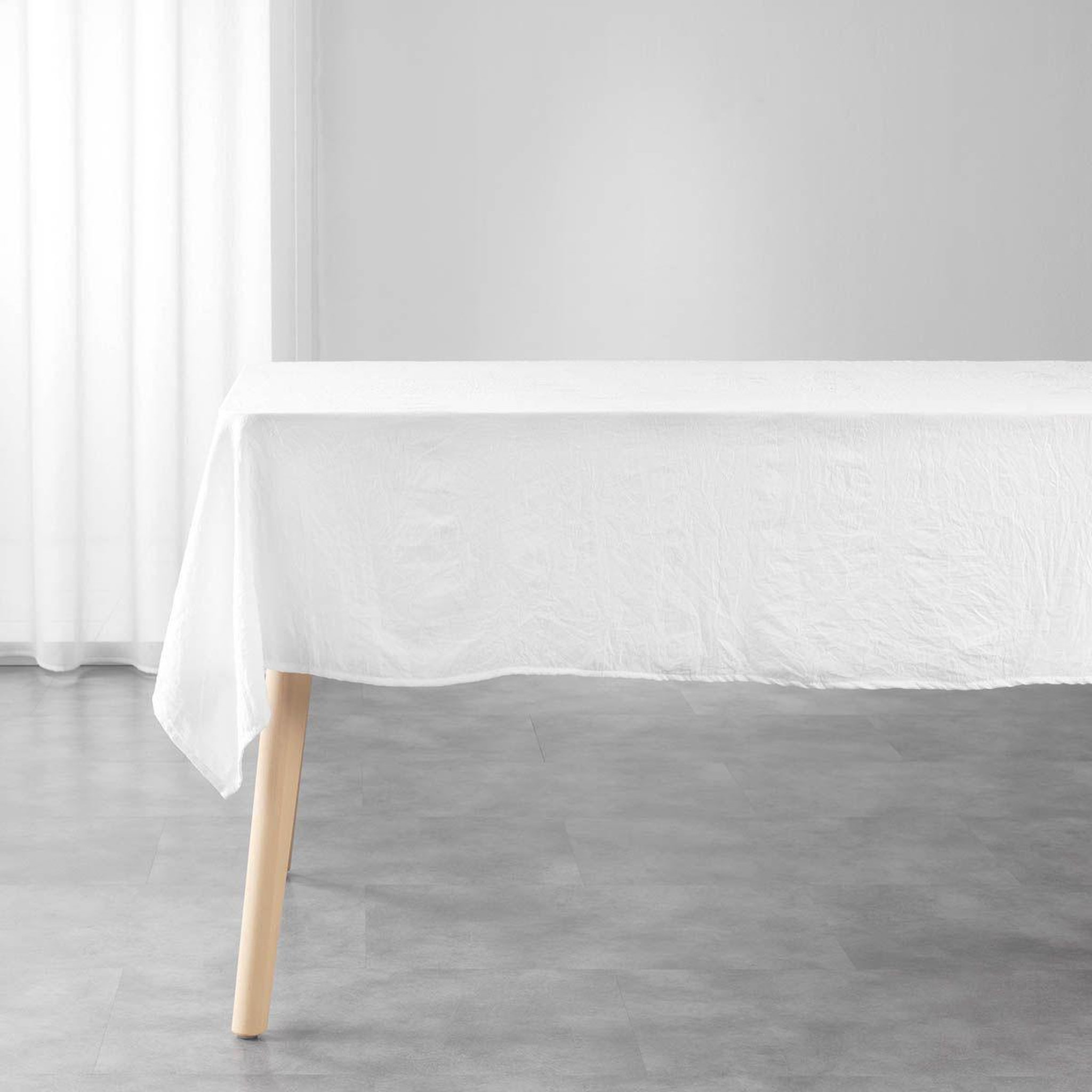 Douceur d'Intérieur Nappe microfibre  suzy  140x240cm blanc