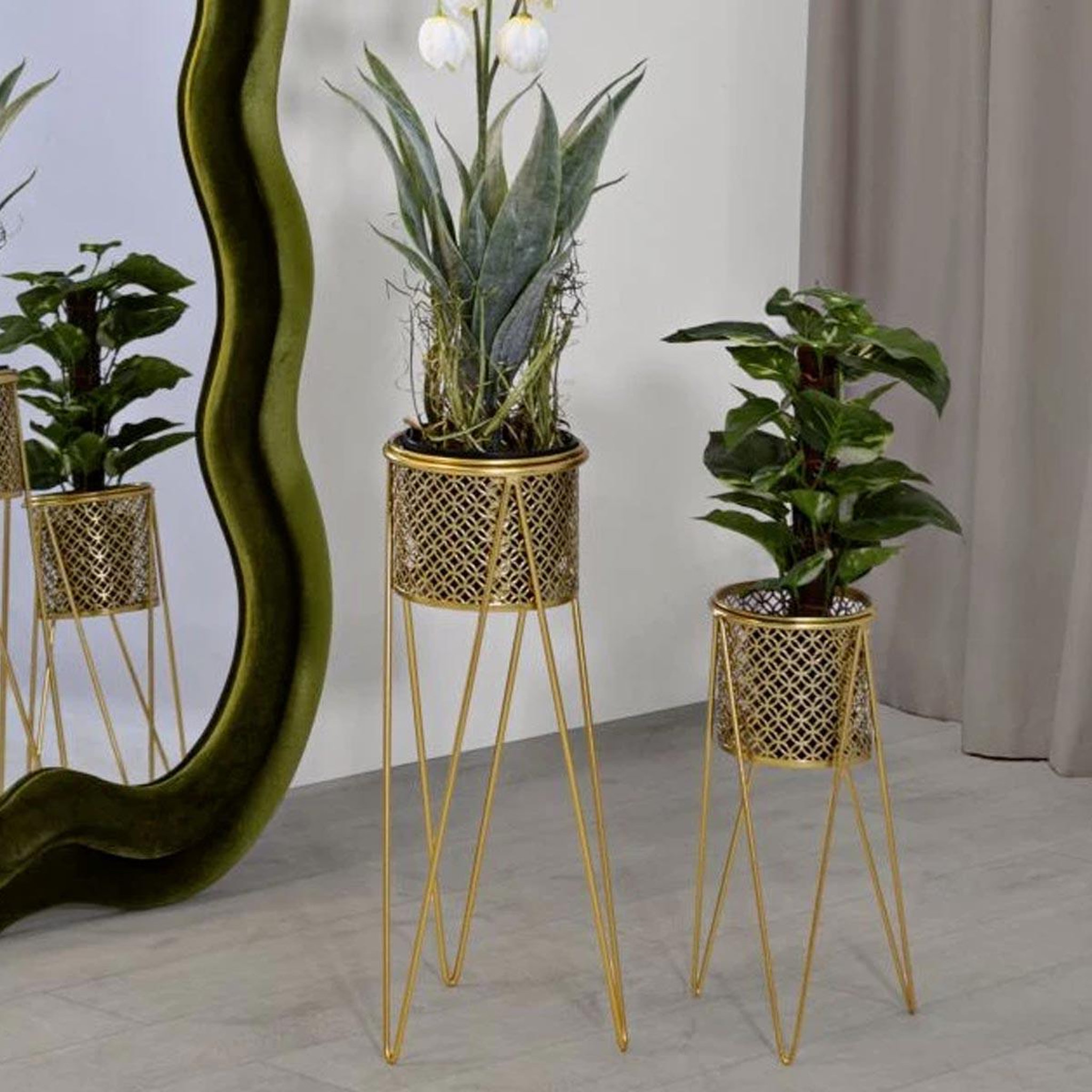 Voir la diapositive 5 : Paris Prix Lot de 2 cache-pots sur pied  mara  46cm or