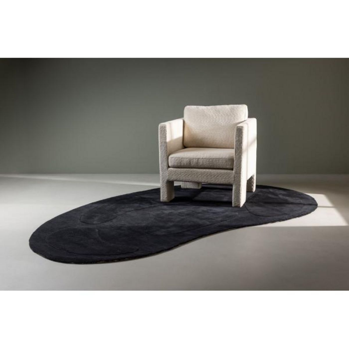 Paris Prix Tapis Déco Ovale en Laine  Enard  175x290cm Noir