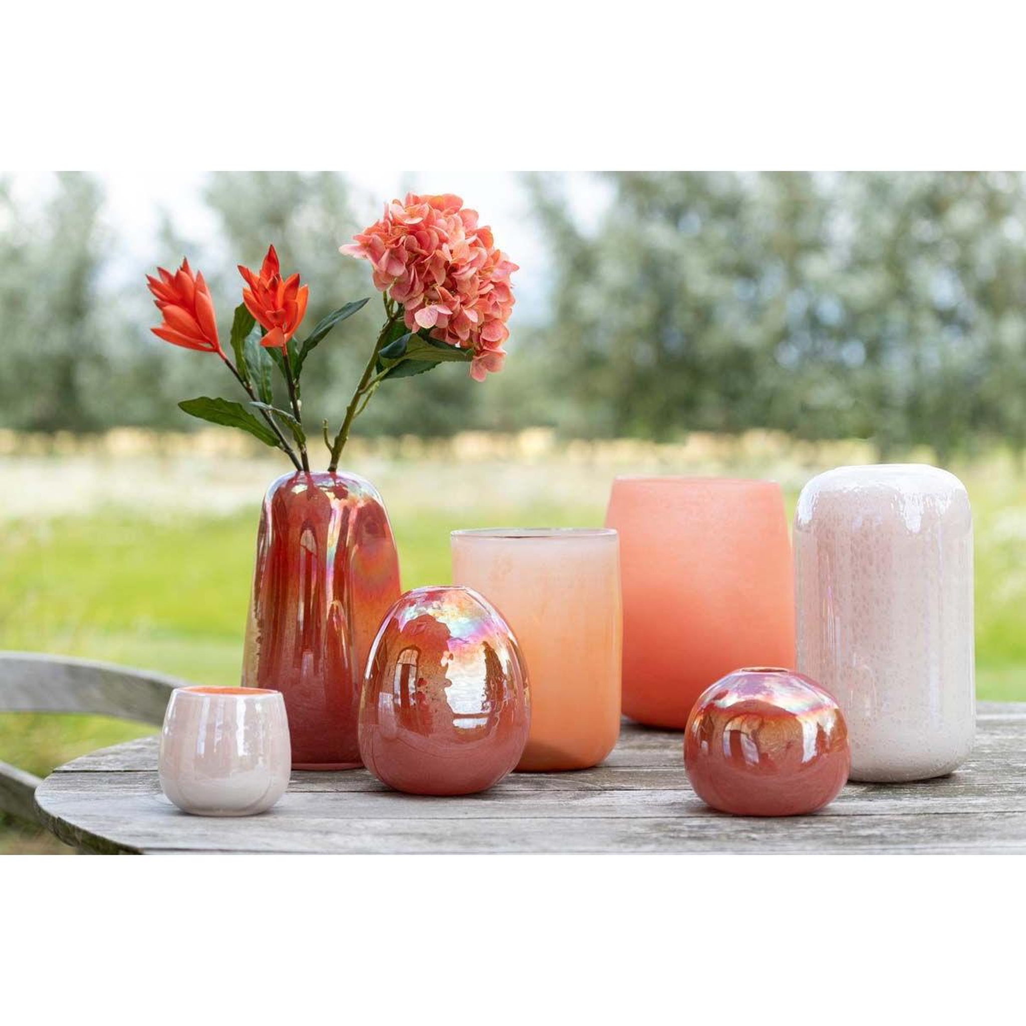 Voir la diapositive 4 : J-LINE Vase design en verre  juliette  11cm orange & rose