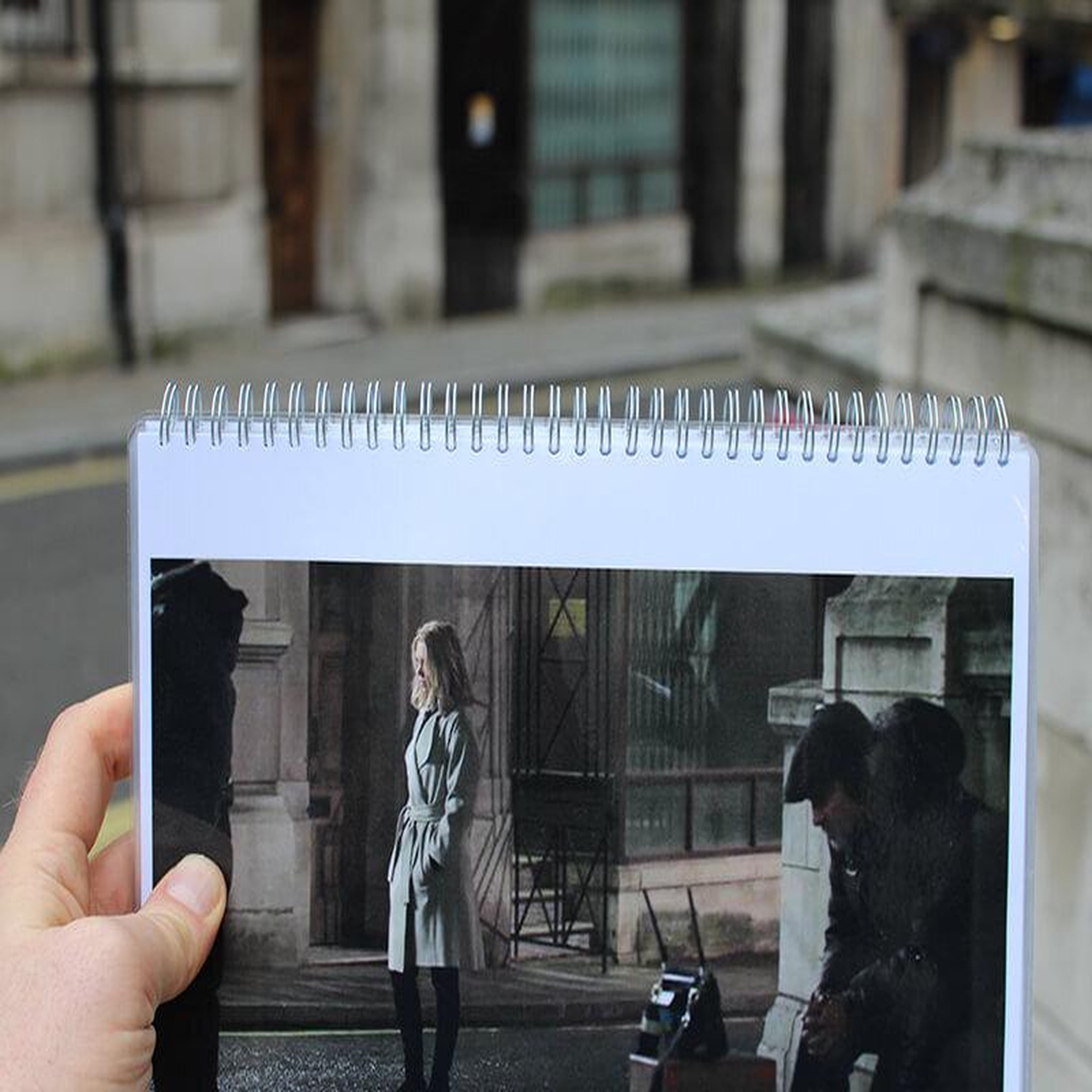 Voir la diapositive 2 : Smartbox James bond® à londres : visite guidée pour 2 à pied - coffret cadeau multi-thèmes