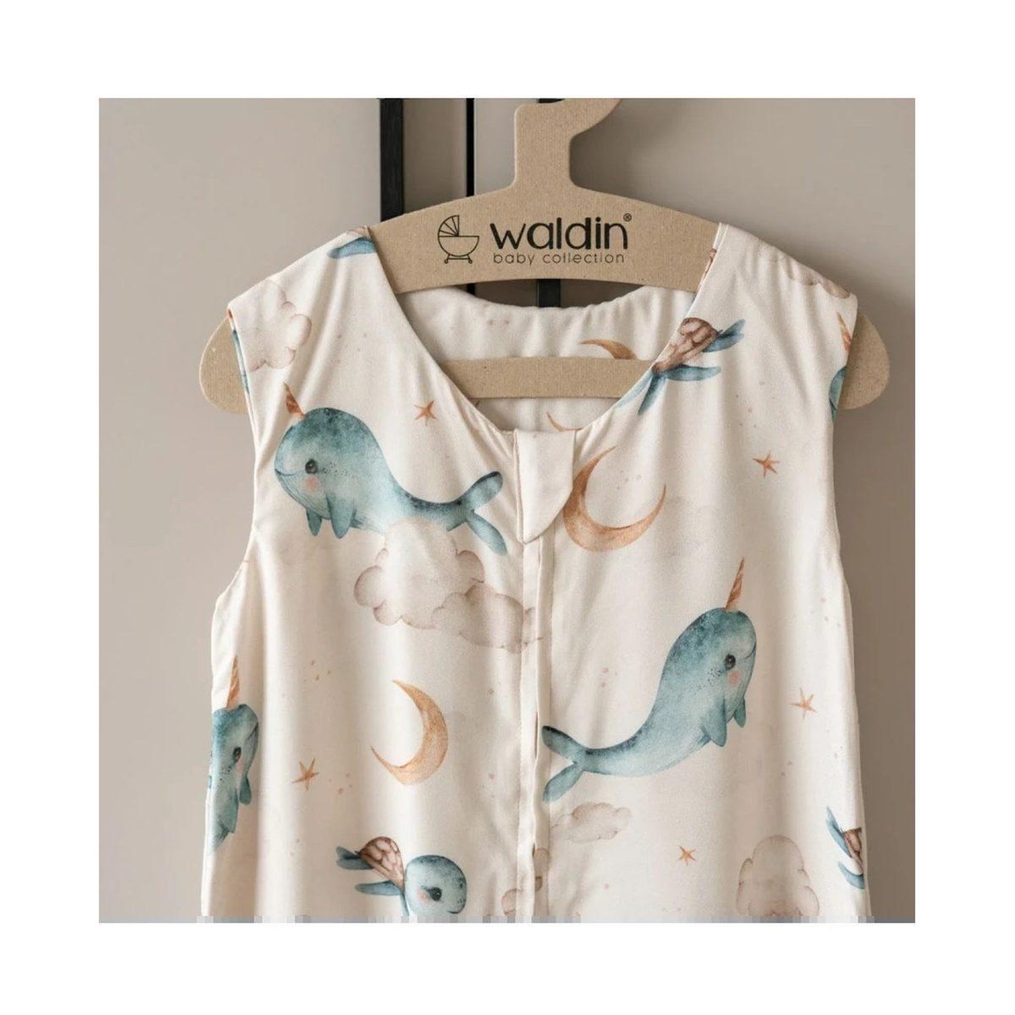 Voir la diapositive 5 : WALDIN Gigoteuse en bambou 40 × 64 cm 0,5 TOG - taille S - motif baleine, beige