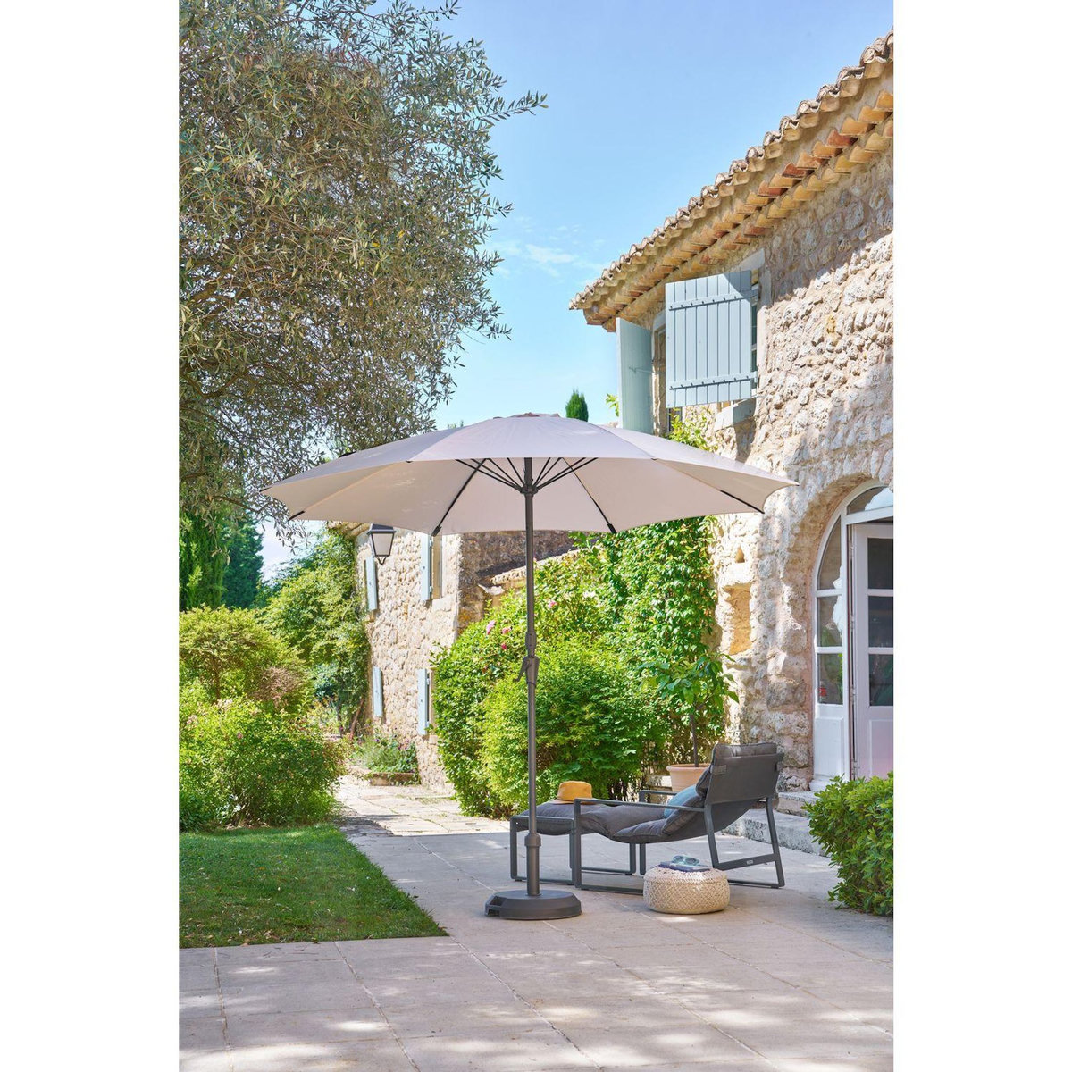 HESPERIDE Fauteuil de jardin en aluminium avec repose-pieds LAMBINIO