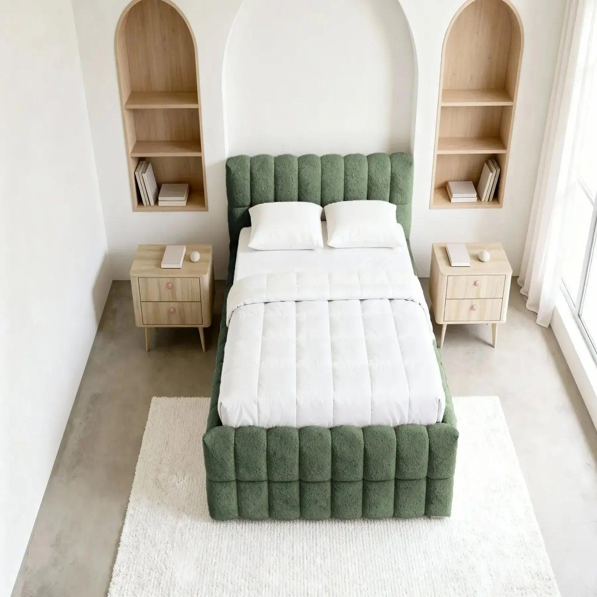 Voir la diapositive 5 : CASANOVA PARIS Voltaire - lit coffre tissu bouclette vert