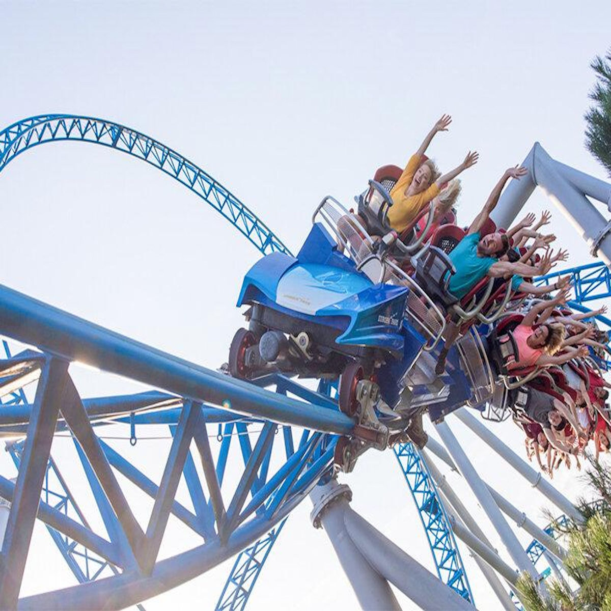 Smartbox Europa-Park 2026 : 1 entrée enfant pour une journée en basse saison - Coffret Cadeau Sport & Aventure