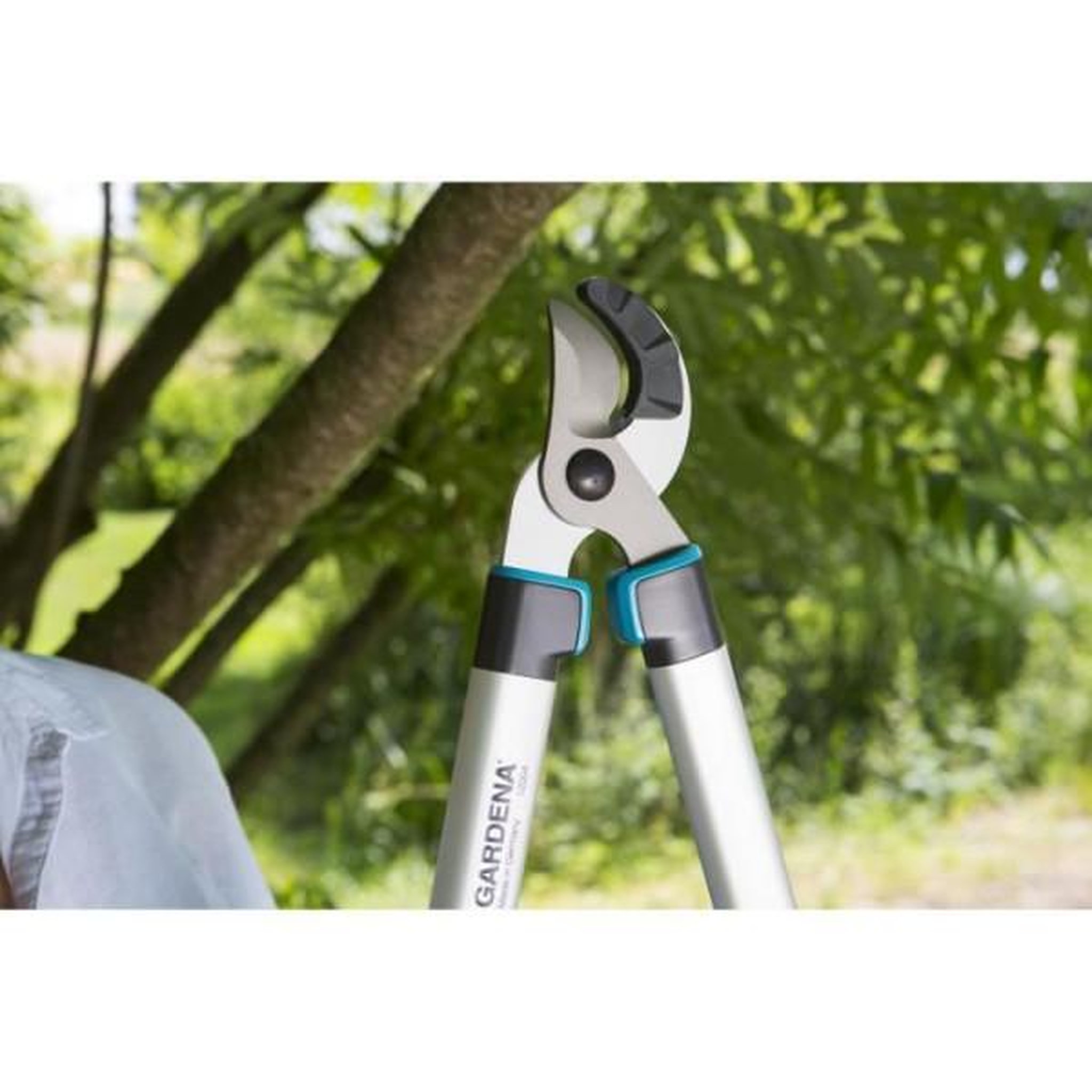 Voir la diapositive 3 : Gardena GARDENA Coupe-branches EasyCut 680 A – Lame a enclume affûtée – Coupe Ø40mm max – Anti adhérence – Garantie 25 ans (