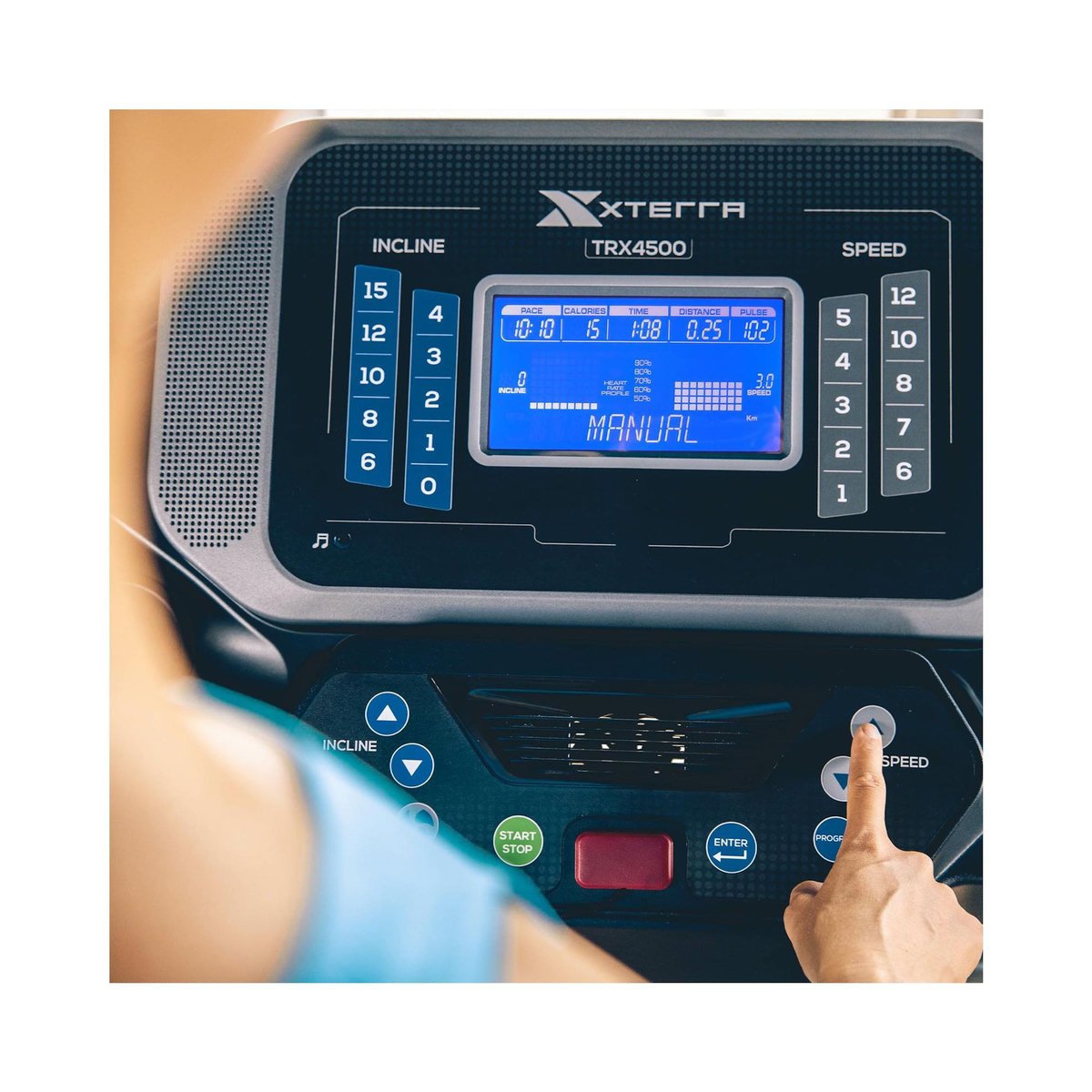 XTERRA Tapis de course Motorisé - Pliable - Xterra - Modèle TRX 4500 - 18 Km/h - Bluetooth/App - Maison/Appartement