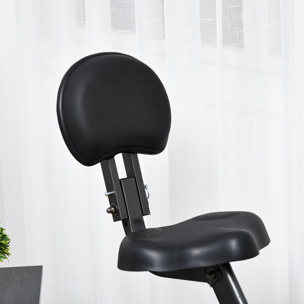 HOMCOM Vélo d'appartement pliable selle réglable dossier guidon ergonomique écran LCD multifonction bandes résistance acier gris noir