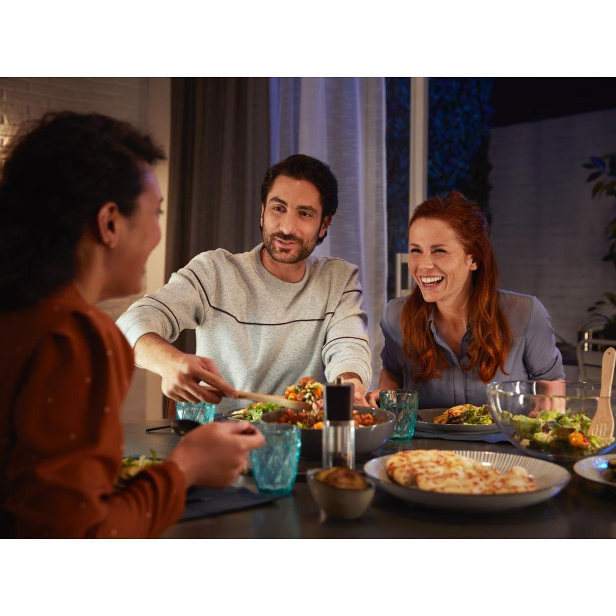 Voir la diapositive 2 : Philips Ampoule LED connectée HUE White E27 75W x2
