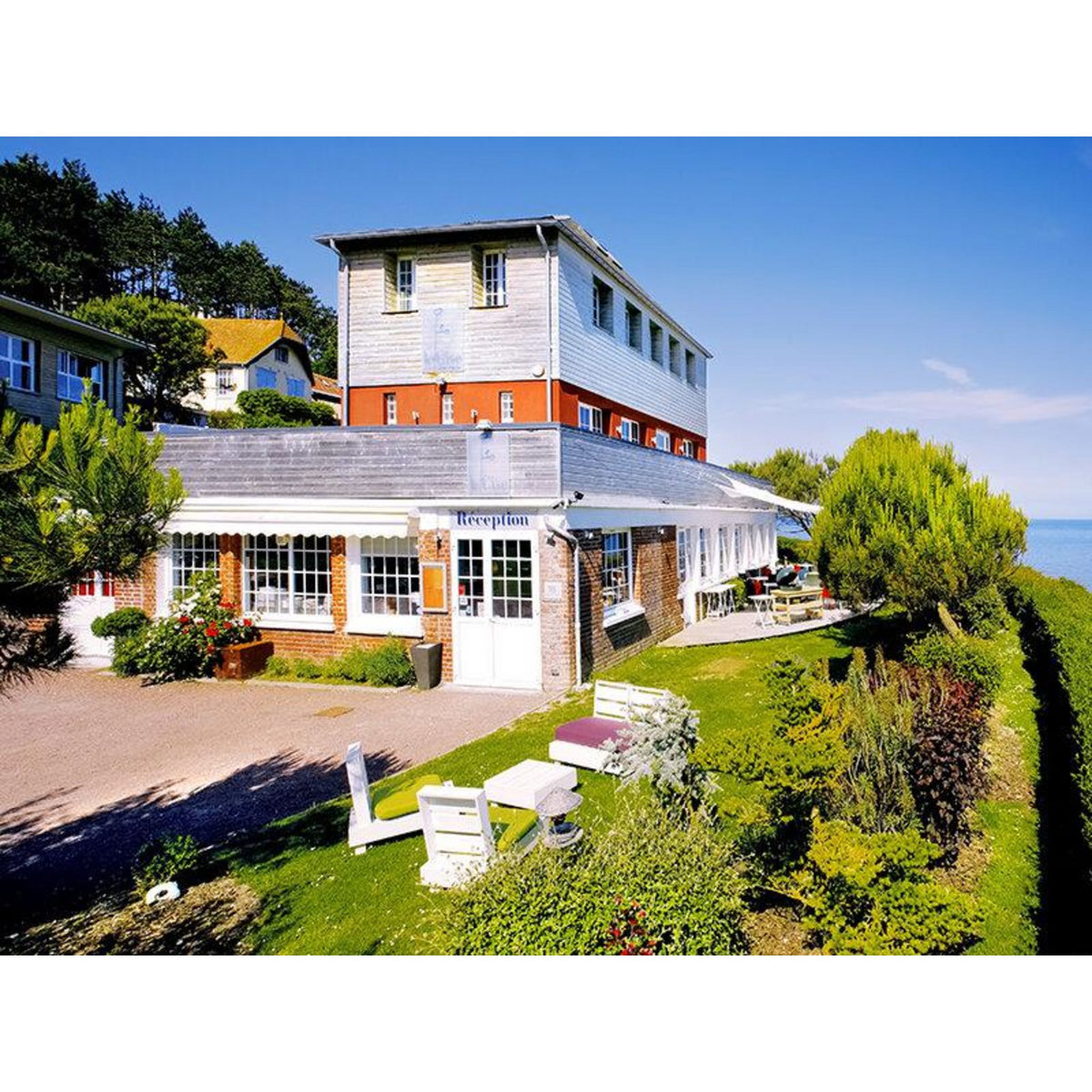 Smartbox Séjour à la mer au bord de la Manche avec accès à l'espace détente - Coffret Cadeau Séjour