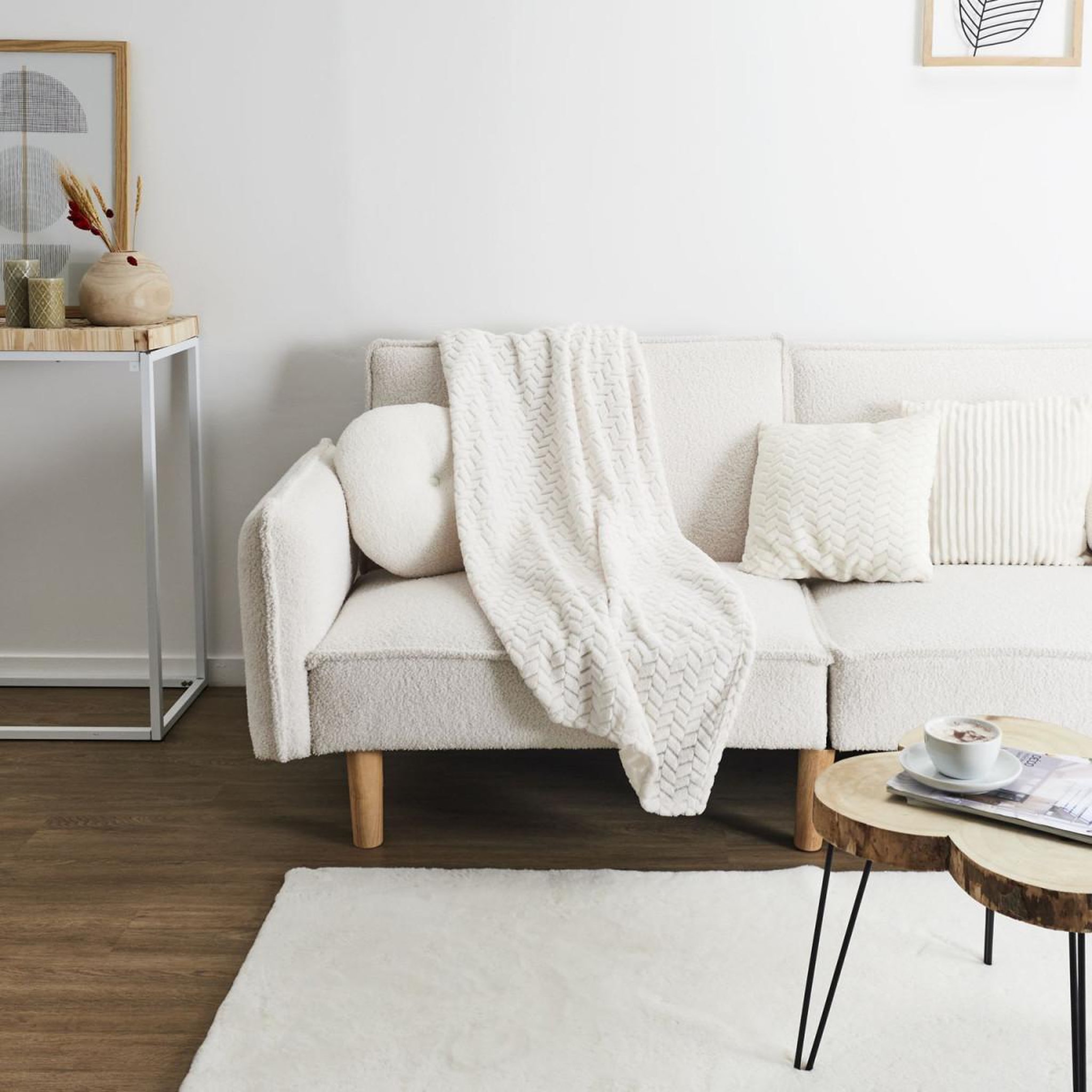 Voir la diapositive 4 : The Home Deco Factory Plaid effet chevron  crush  120x150cm crème